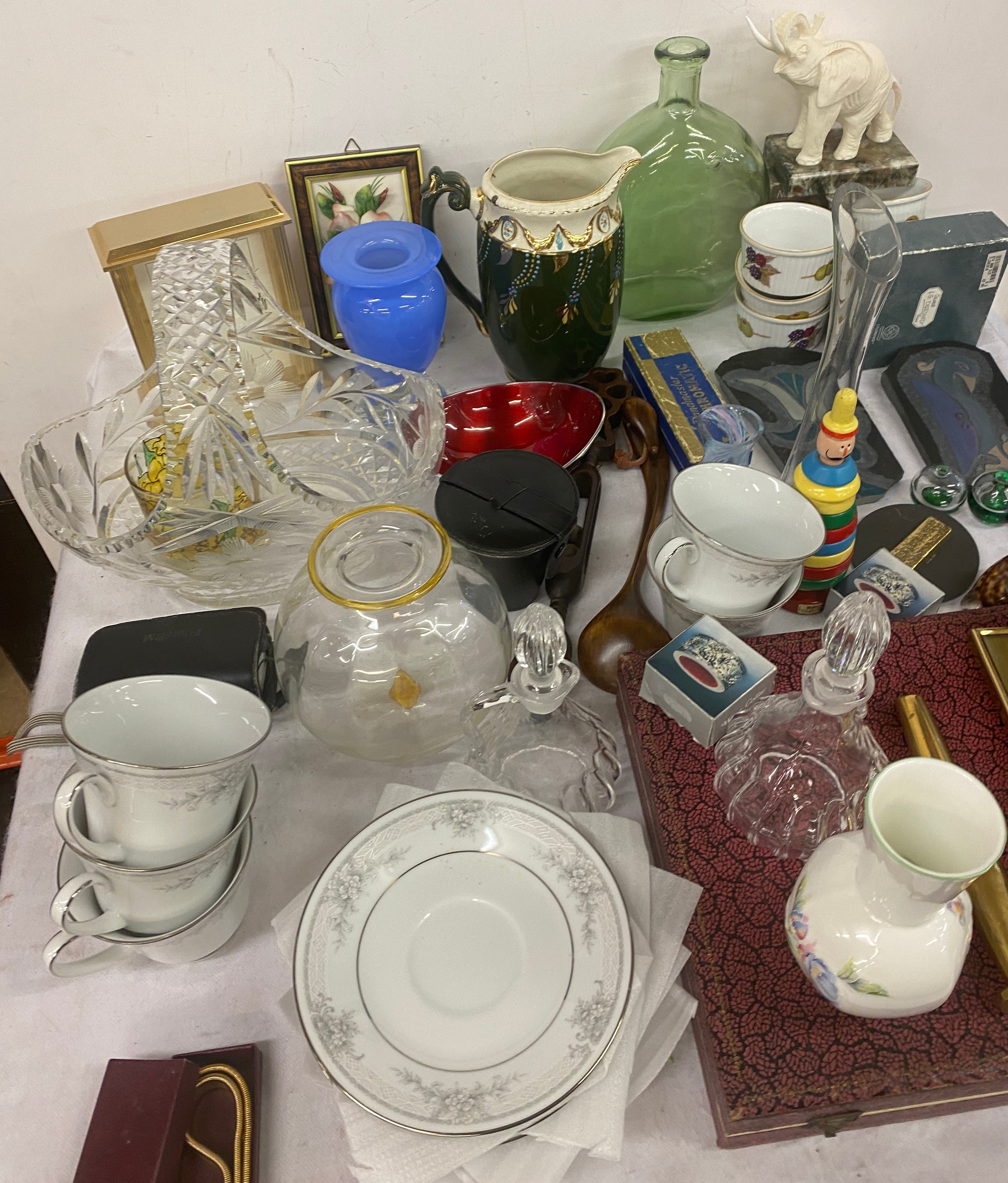 Large selection of miscellaneous to include glassware, pottery etc - Image 3 of 7