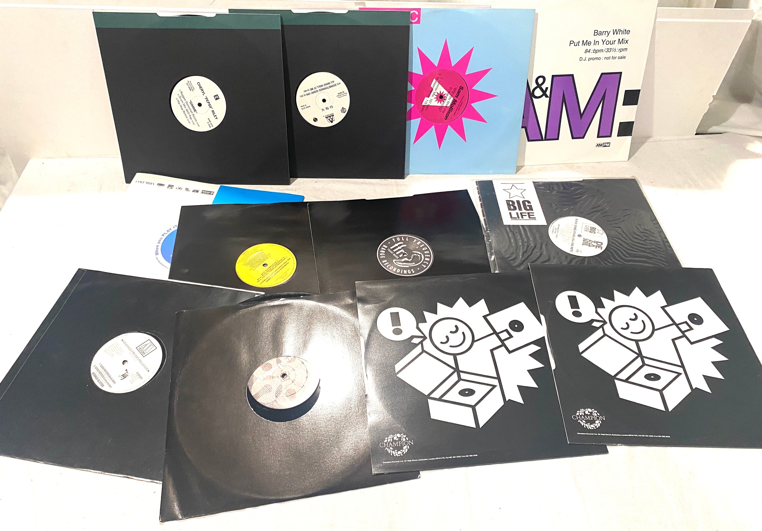 Selection of 12inch DJ/Promo singles includes, P&M Soul, R&B, Dance etc some not with original