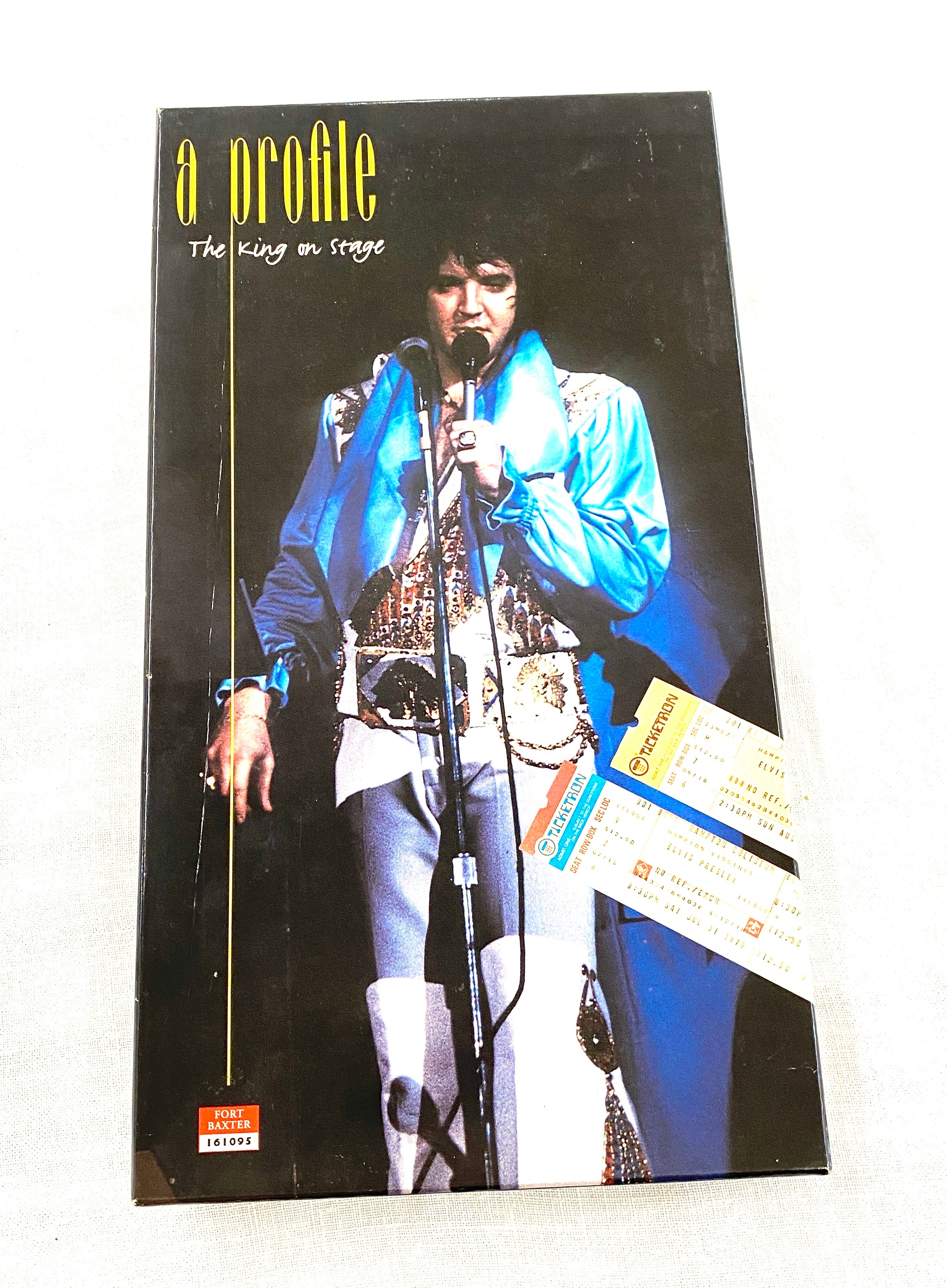 Boxed Set Elvis Presley A Profile The King On Stage CD box set, contains 4 CDS - Image 2 of 3