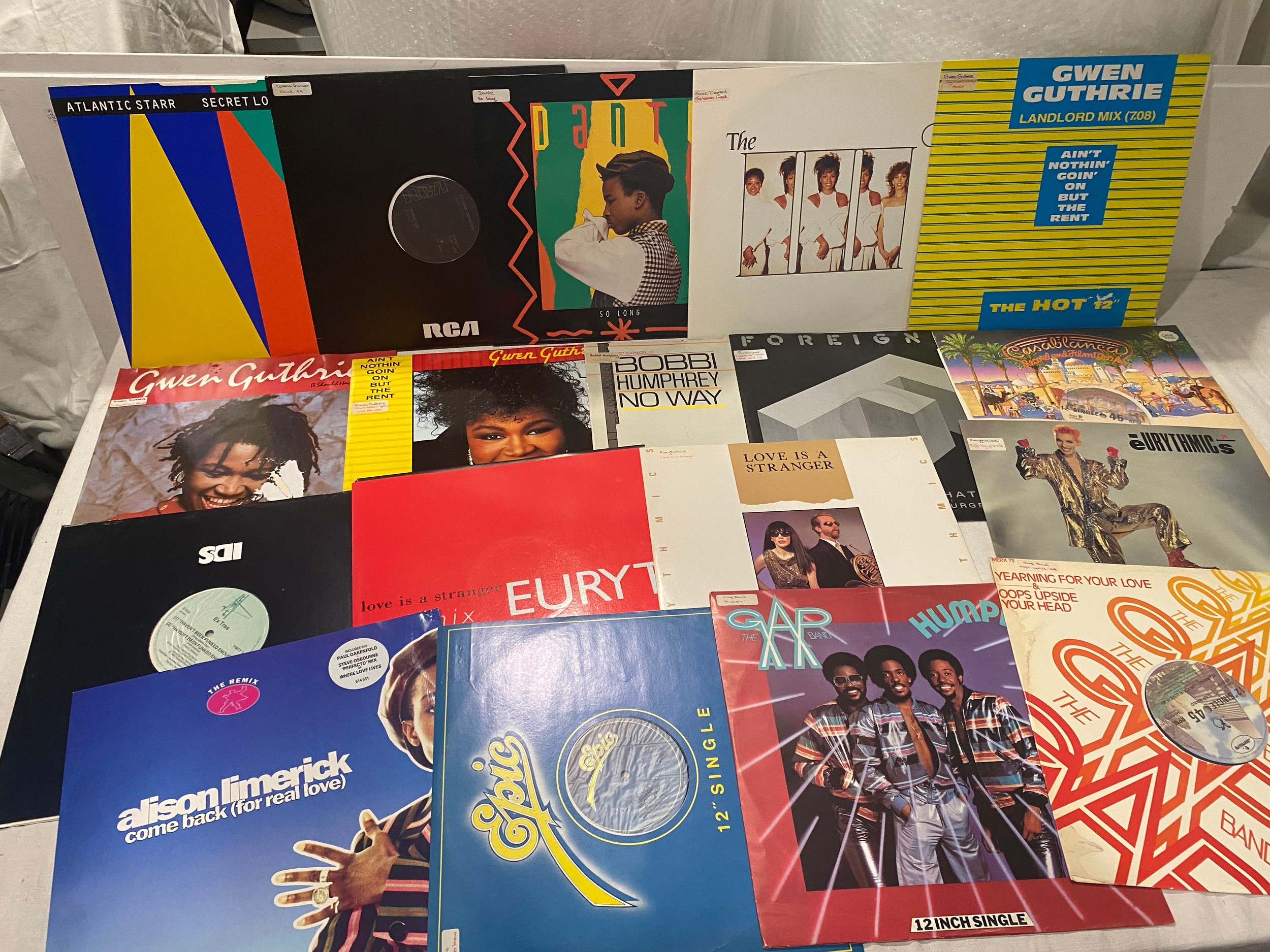 Large selection of 12inch Dance and R&B singles to include Gwen Guthrie, Alantic Starr, GAP etc