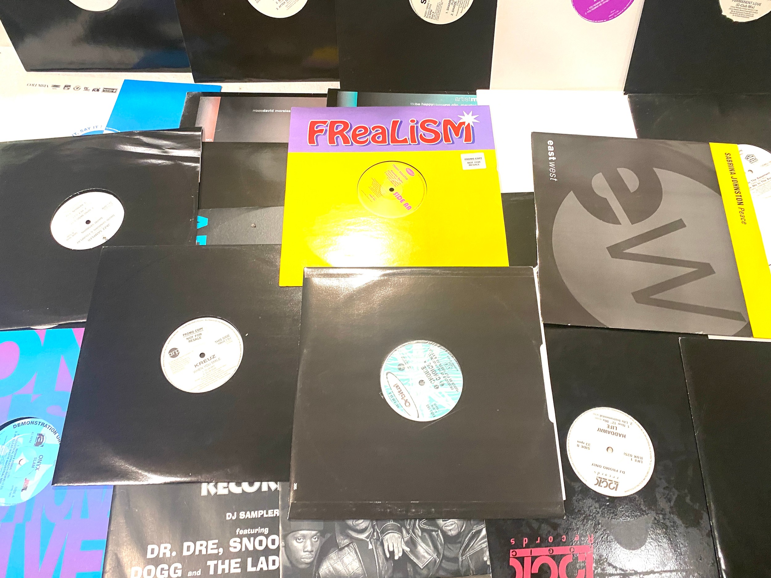 Selection of 12inch DJ/Promo singles includes, MCA, AD92 etc, some records not with original sleeves - Bild 5 aus 5