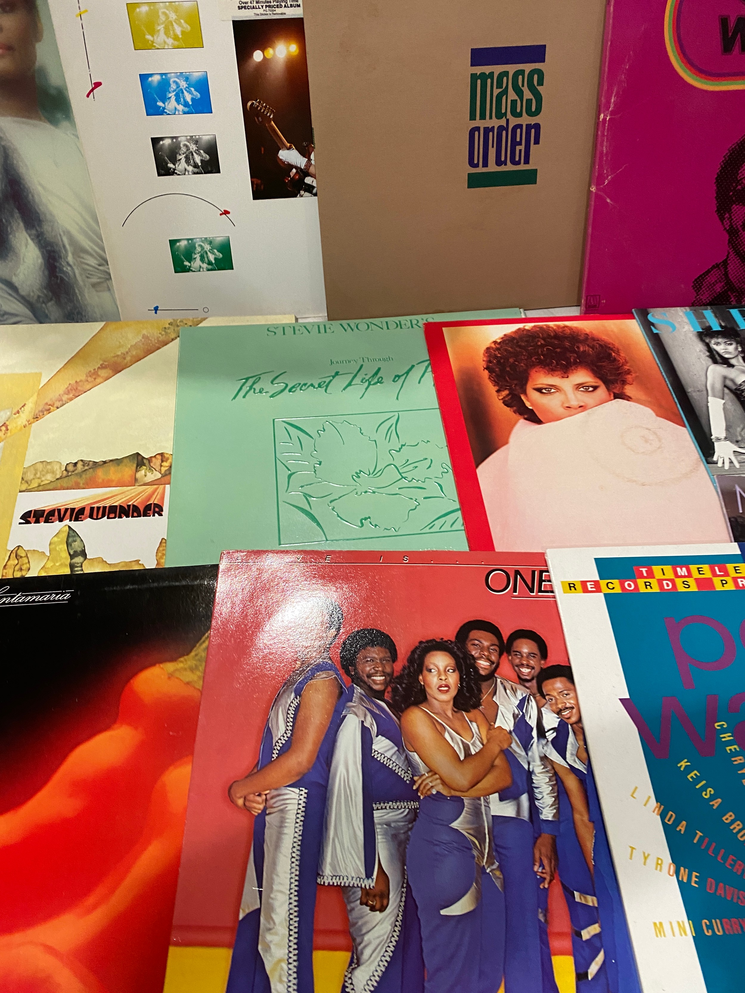 Selection of Soul and R&B LPs Vinyl records to include Stevie Wonder, Patti Austin, Soul Sampler etc - Bild 2 aus 4