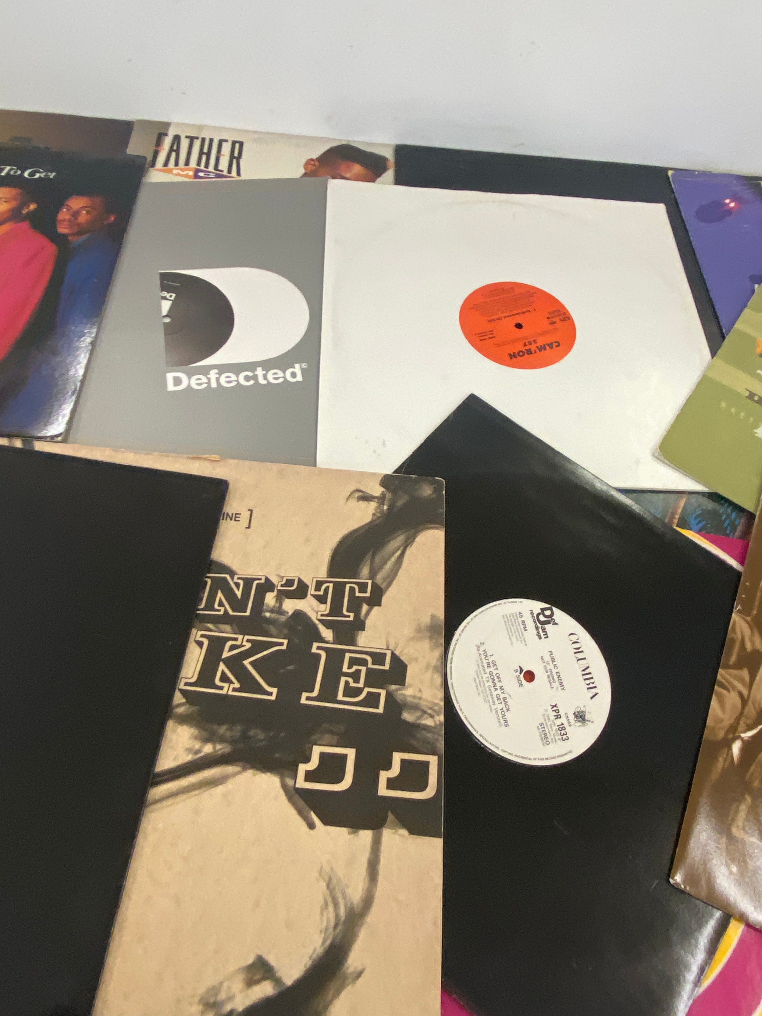 Selection of assorted dance/ R&B 12inch singles includes Love songs, Ill do 4 You, Supreme etc - Bild 2 aus 3