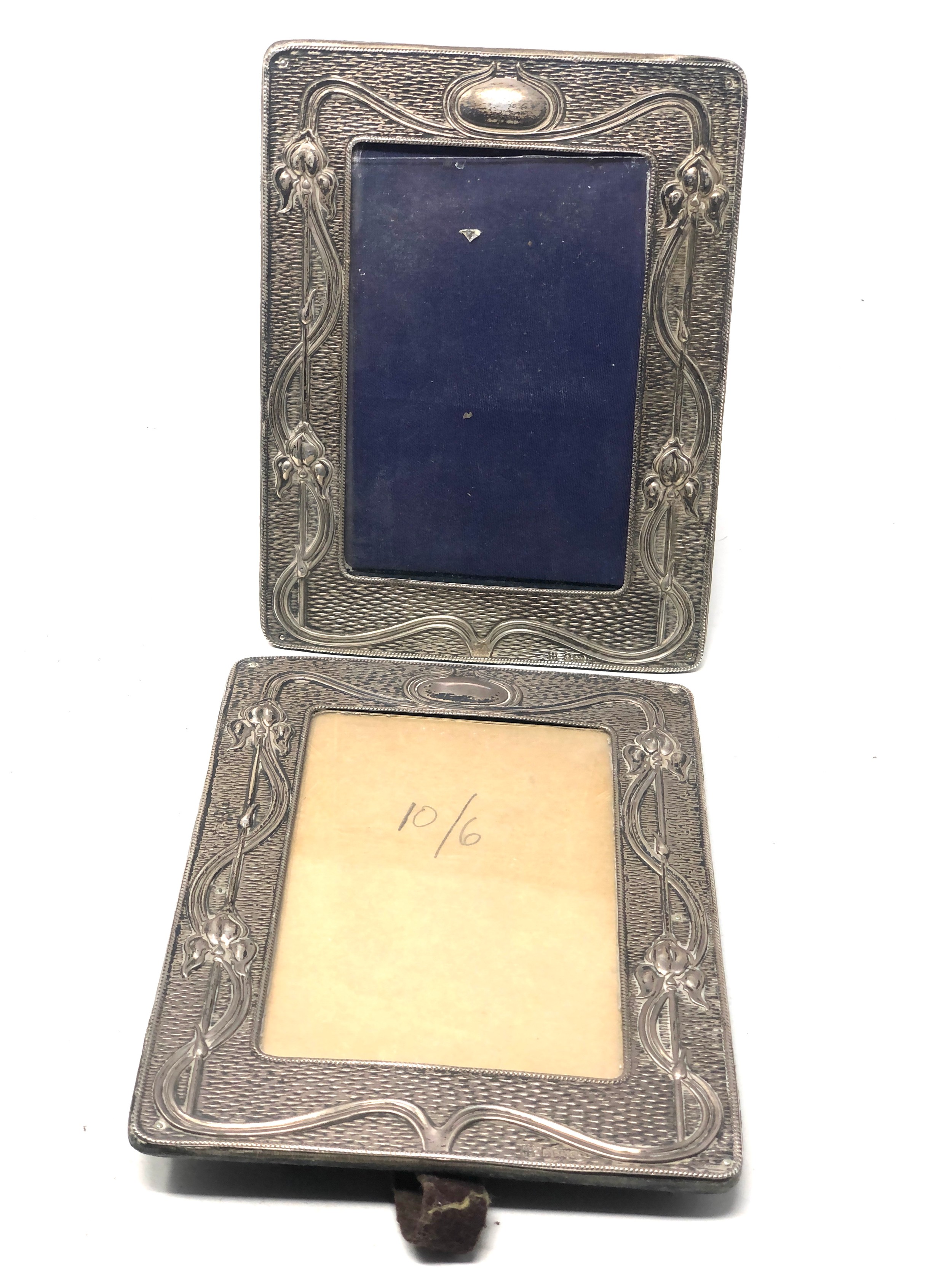 Vintage pair of silver picture frames measure approx 18cm by 14cm - Image 3 of 5