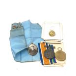 ww1 medal pair & 9ct gold framed picture locket to m.31660 g.ginn act.e.r.a.4 R.N