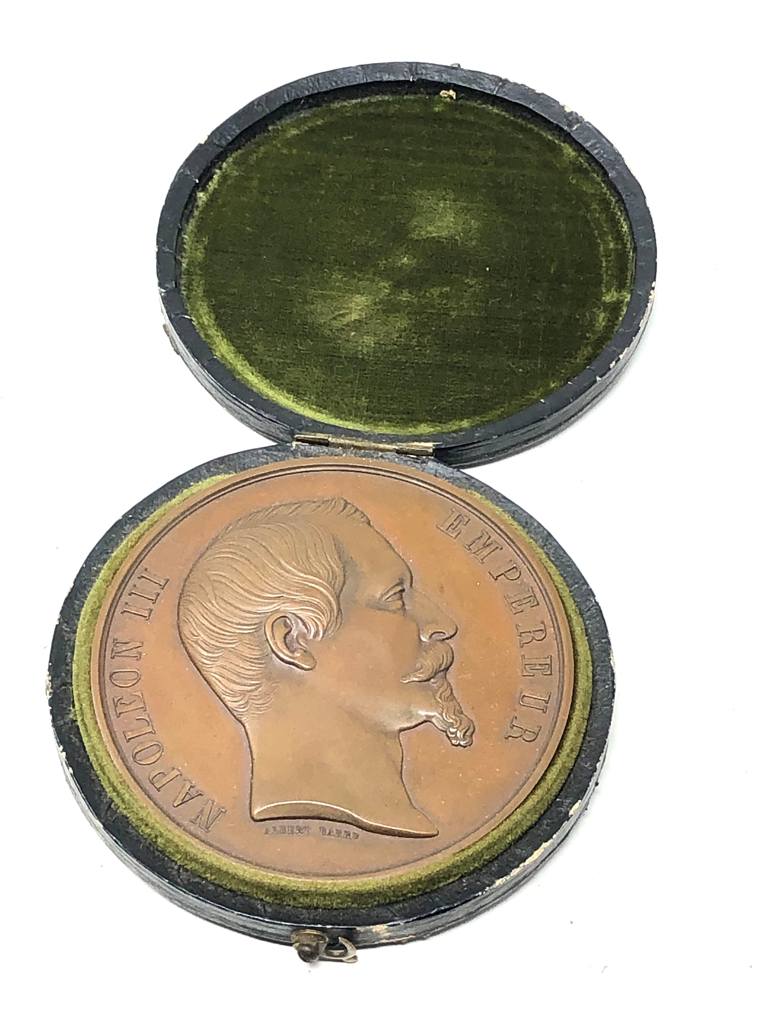 1855 bronze napoleon 111 exposition medal original box - Image 2 of 3