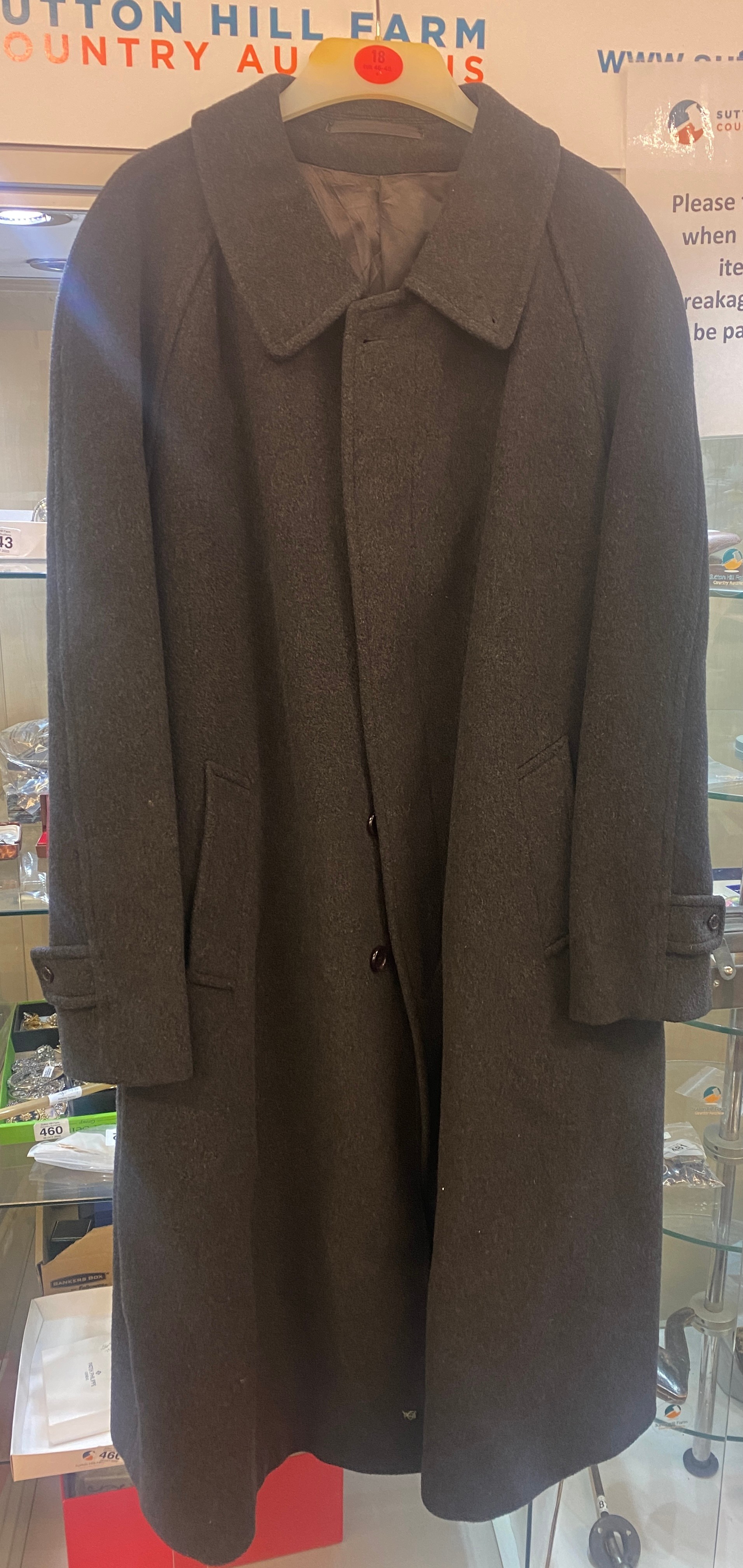 Gents Wool over coat size XL 126cm long - Image 2 of 2