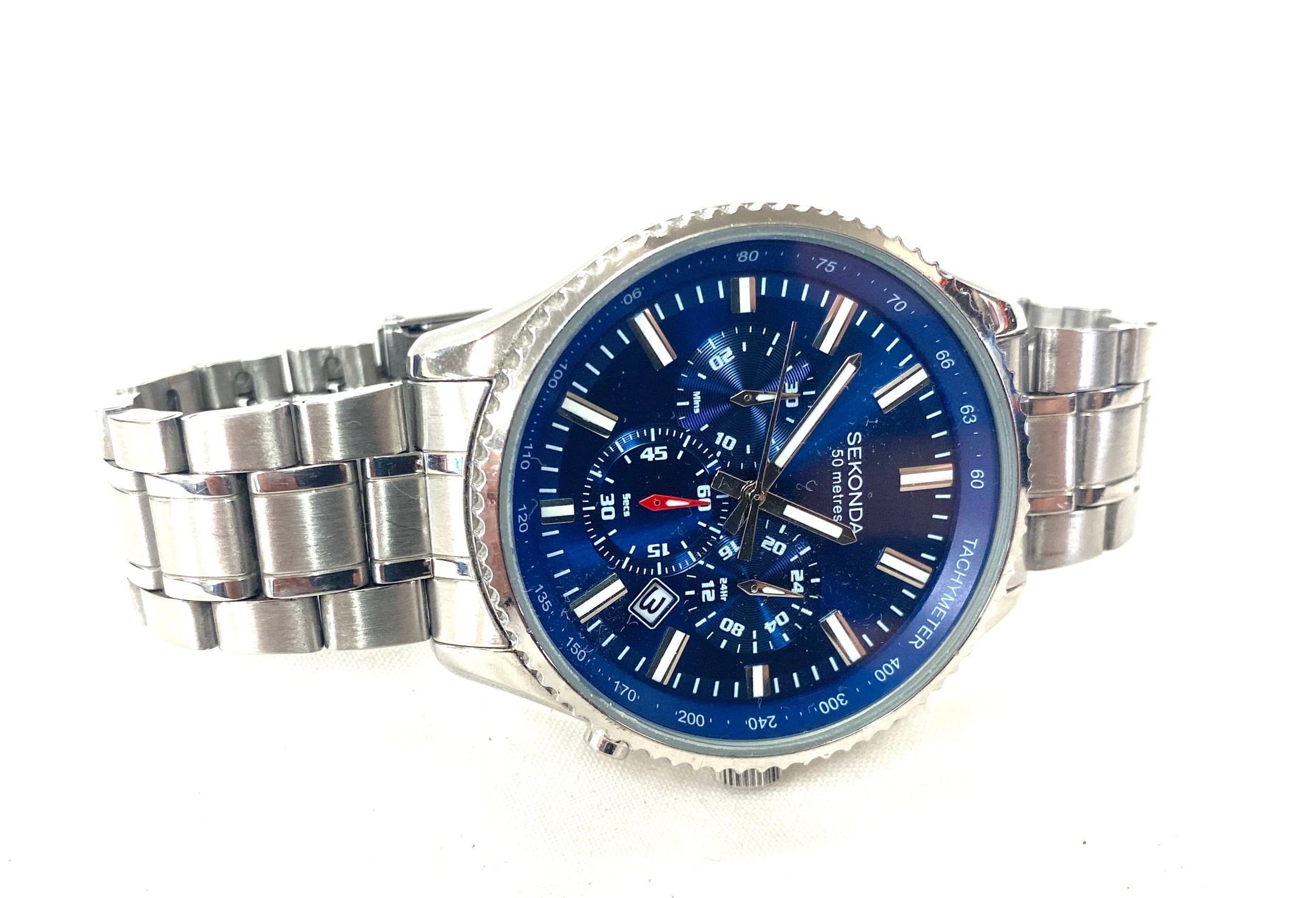 Gents cased Sekonda Tachymeter wristwatch, blue dial and metal strap