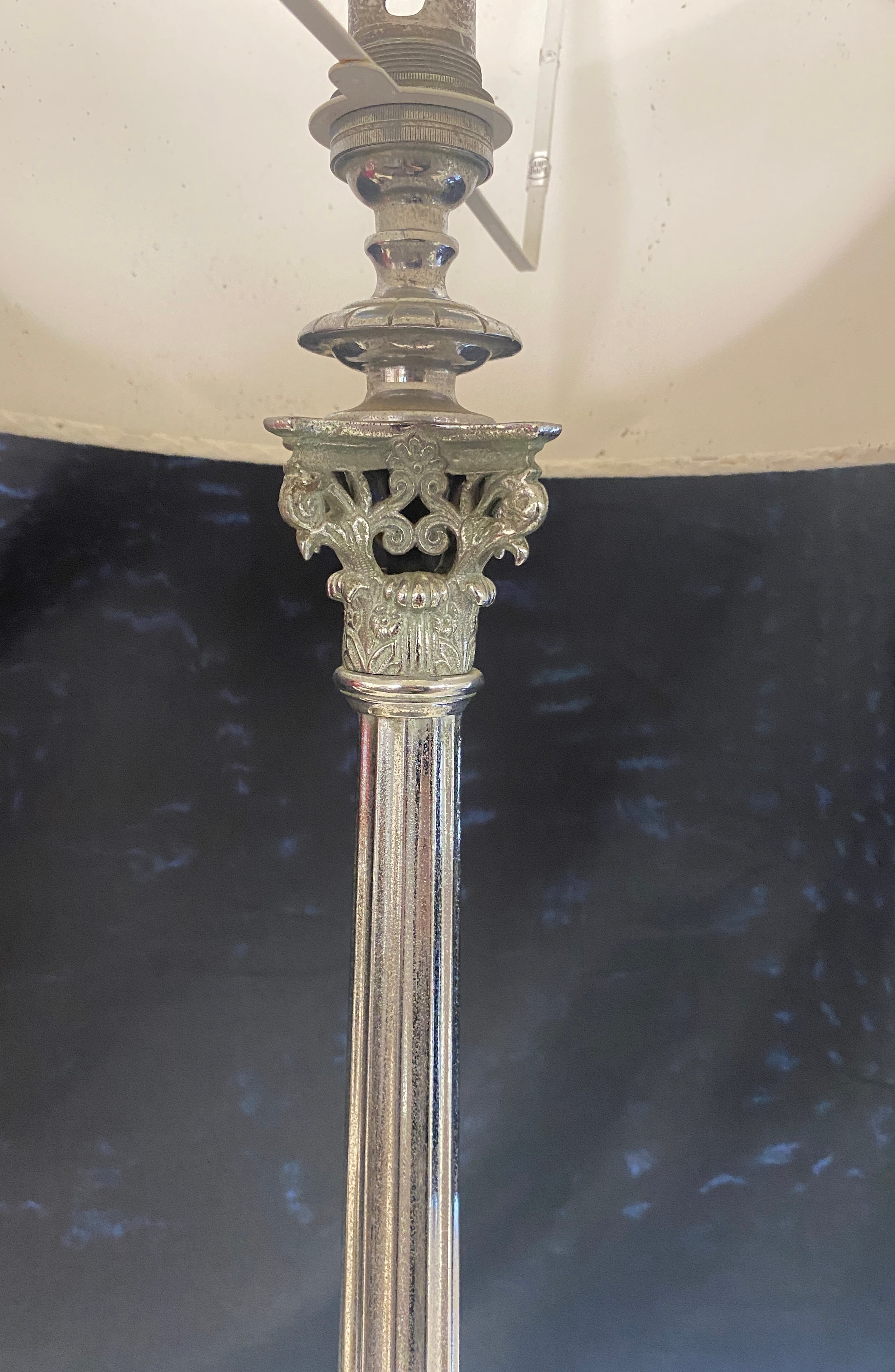 Edwardian Chrome table lamp with shade, approximate height 20.5 inches - Image 2 of 4