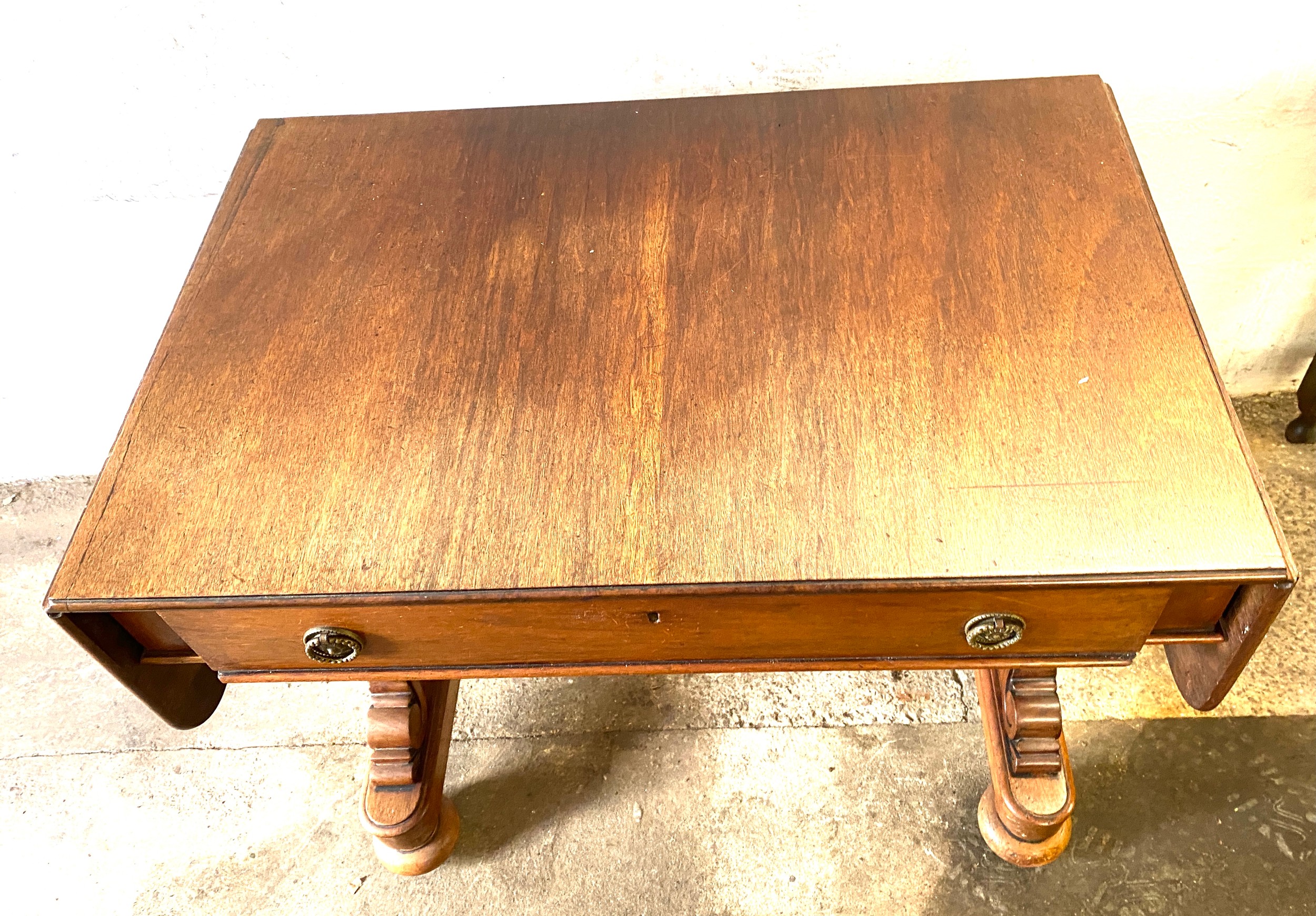 Antique 1 drawer Mahogany sofa table measures approx 29 inches 20.5 inches wide 31incehs long - Image 2 of 3