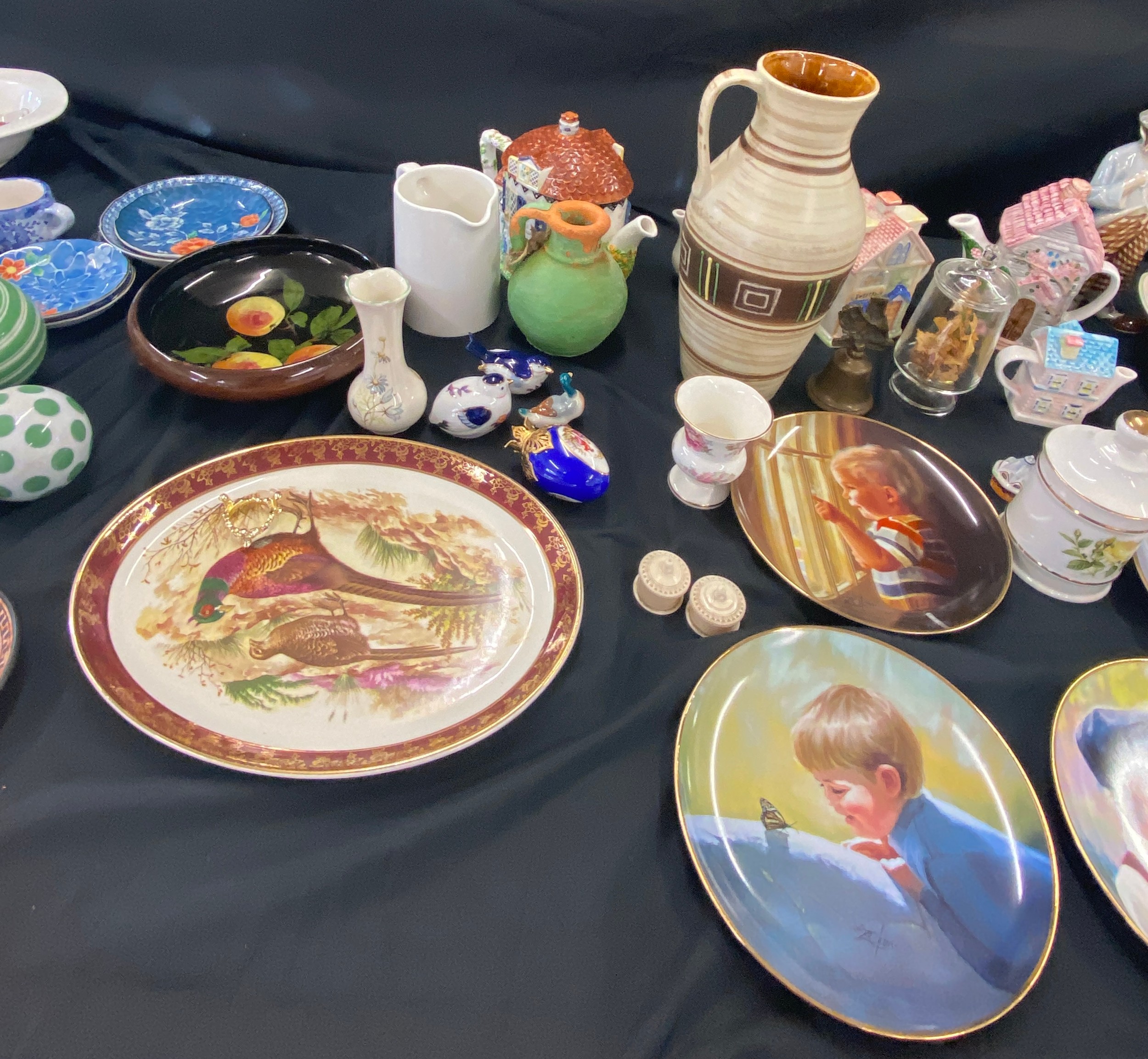 Large selection of assorted pottery to include collectors plates, vases, teapots etc - Image 4 of 5