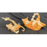 Pair of Breeder Park cat figures, over all good condition