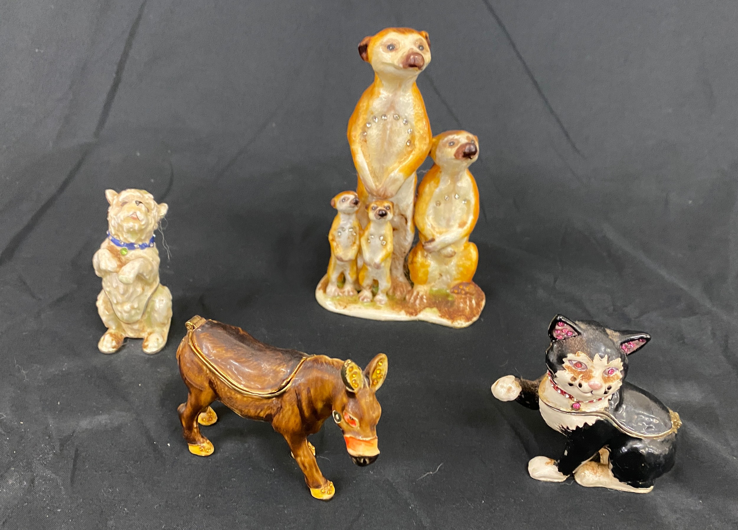 4 Vintage Alora animal trinkets, over all good condition