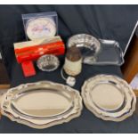 6 French vintage retro stainless steel dishes, serving trays, 1 Moulinex electric knife, 1