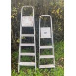 2 sets of aluminium step ladders