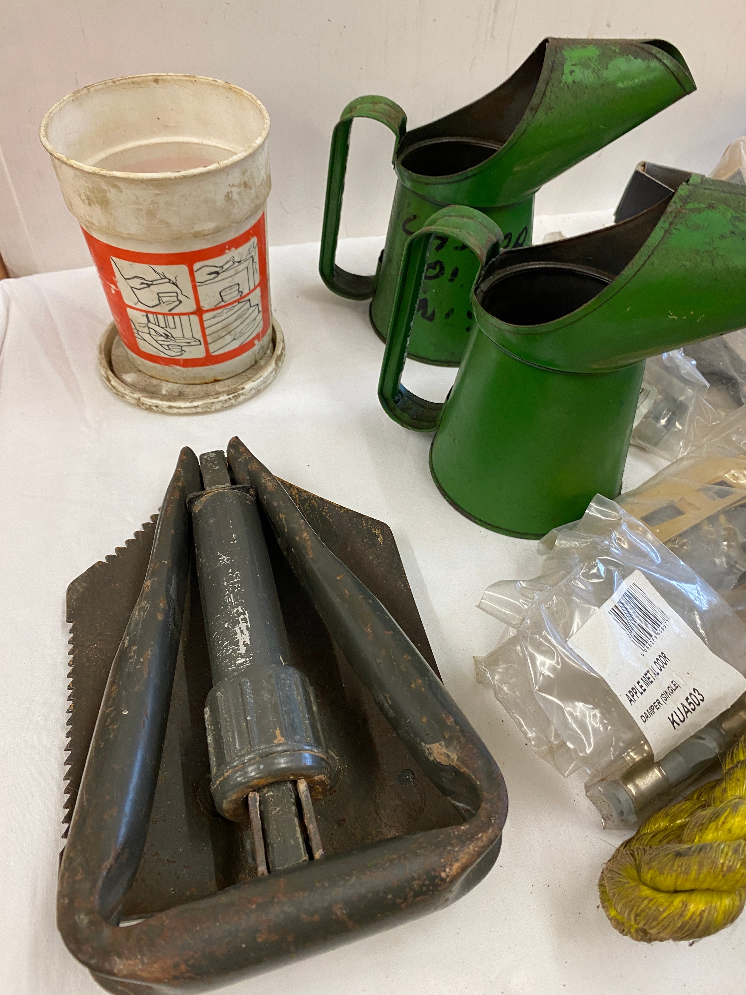 Box of miscellaneous to include: tow rope, folding shovel, oil jugs, nuts and bolts etc - Image 2 of 4