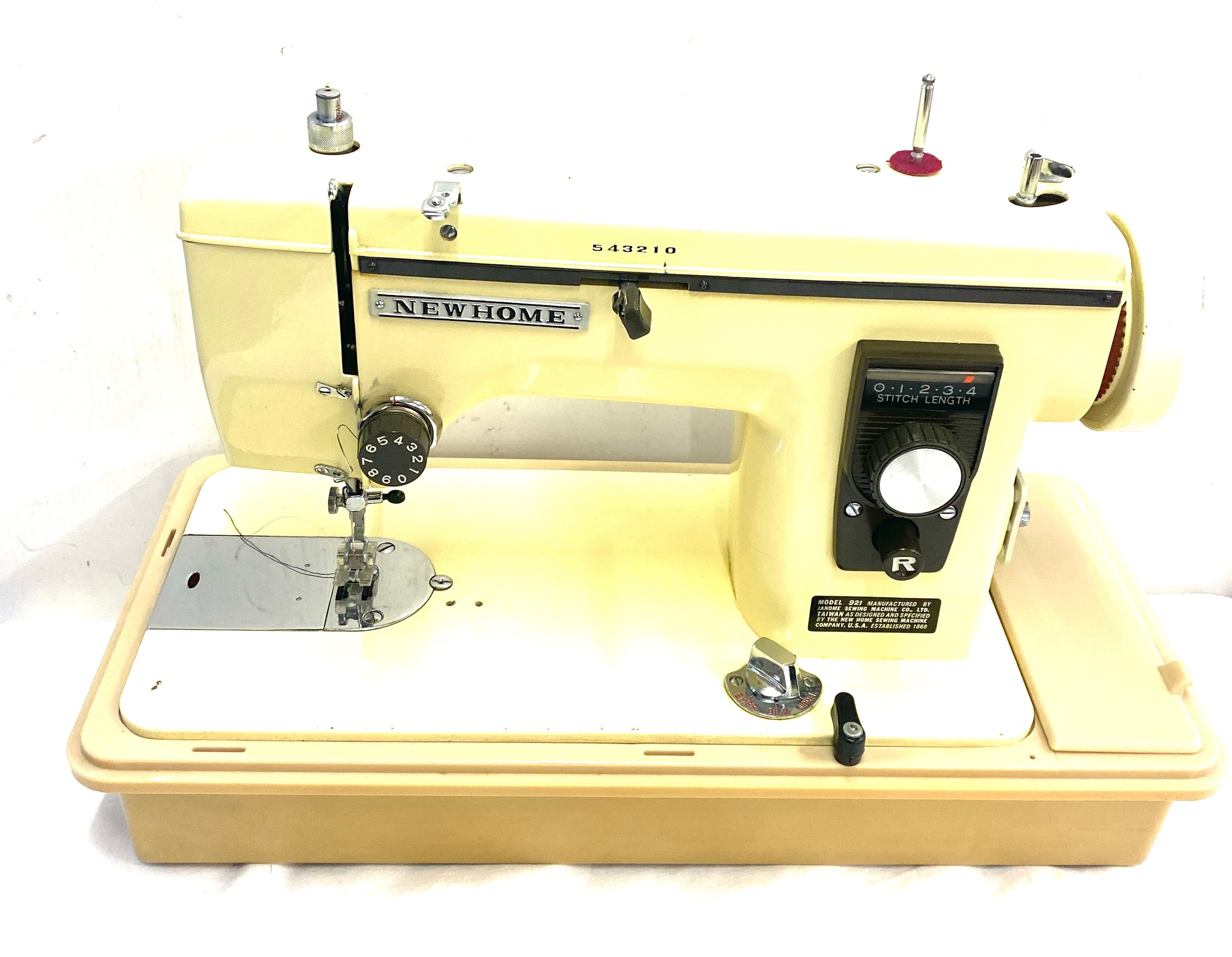 Vintage cased Janome new home sewing machine, 543210, untested - Bild 2 aus 4