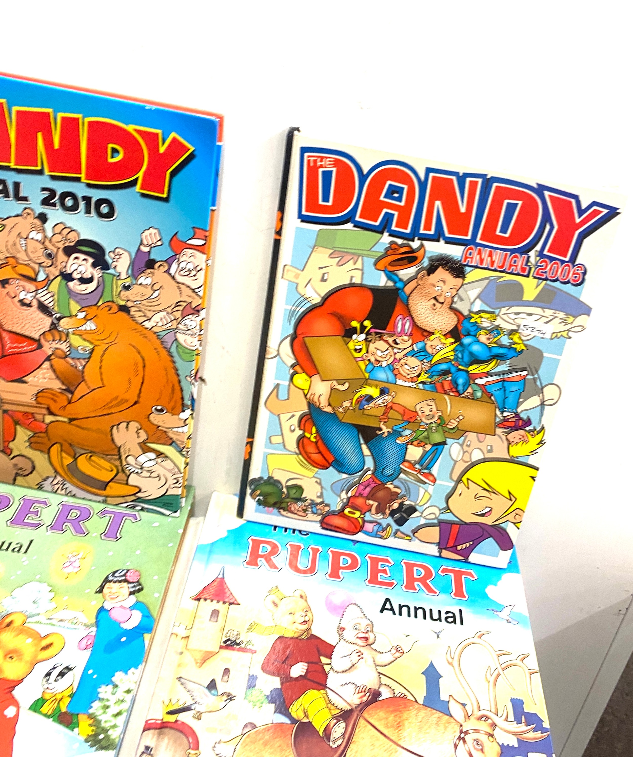 Selection of vintage annuals to include Rupert bear, The Dandy - Image 7 of 11