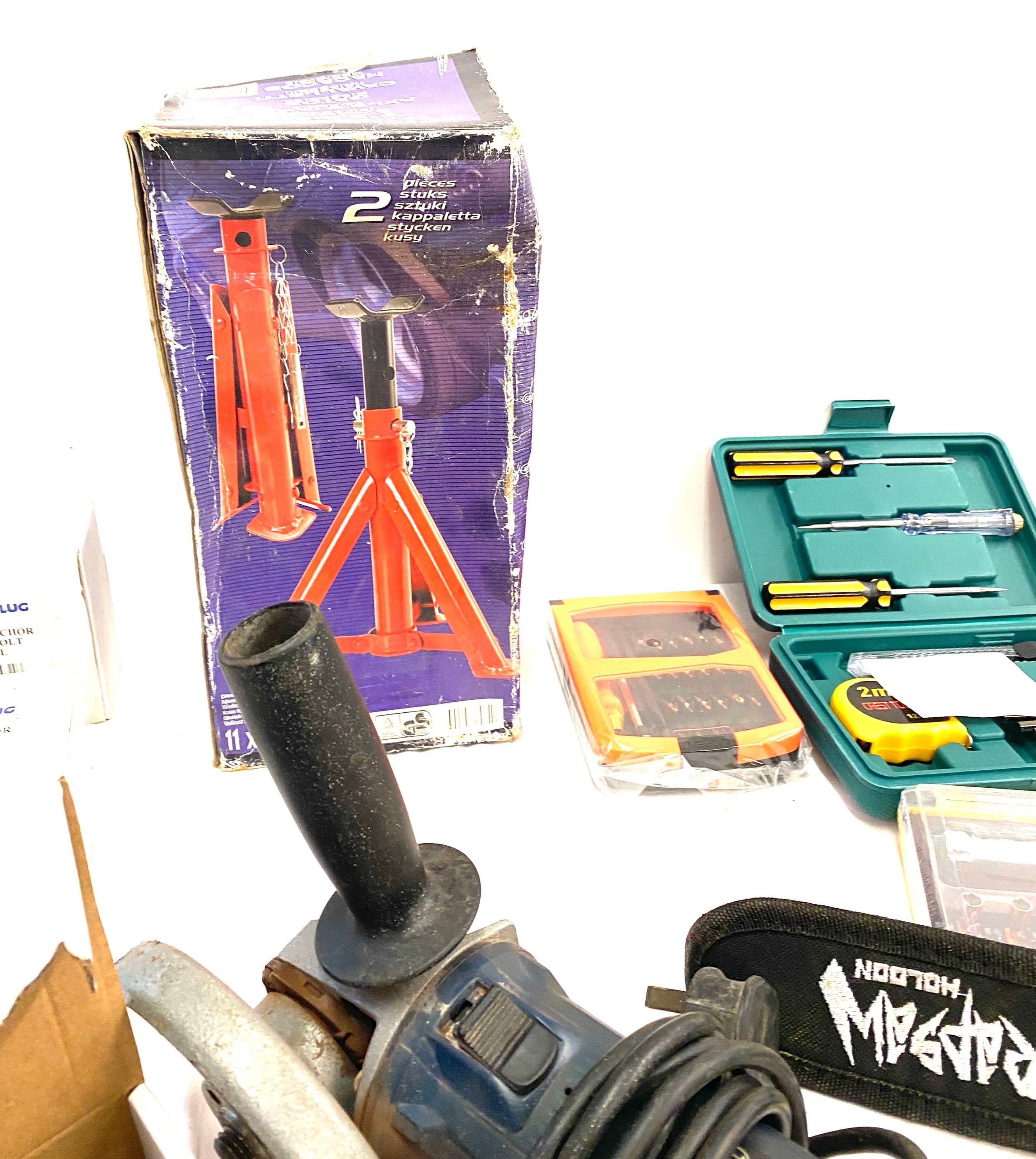 Selection of assorted tools includes Tools, screw driver set, Bosch circular saw etc - Image 3 of 6