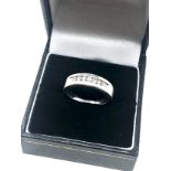 14ct white gold diamond seven stone ring (5g)