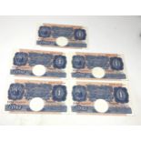 5 x £1 blue peppiatt 1940s bank notes consecutive numbers look uncirculated