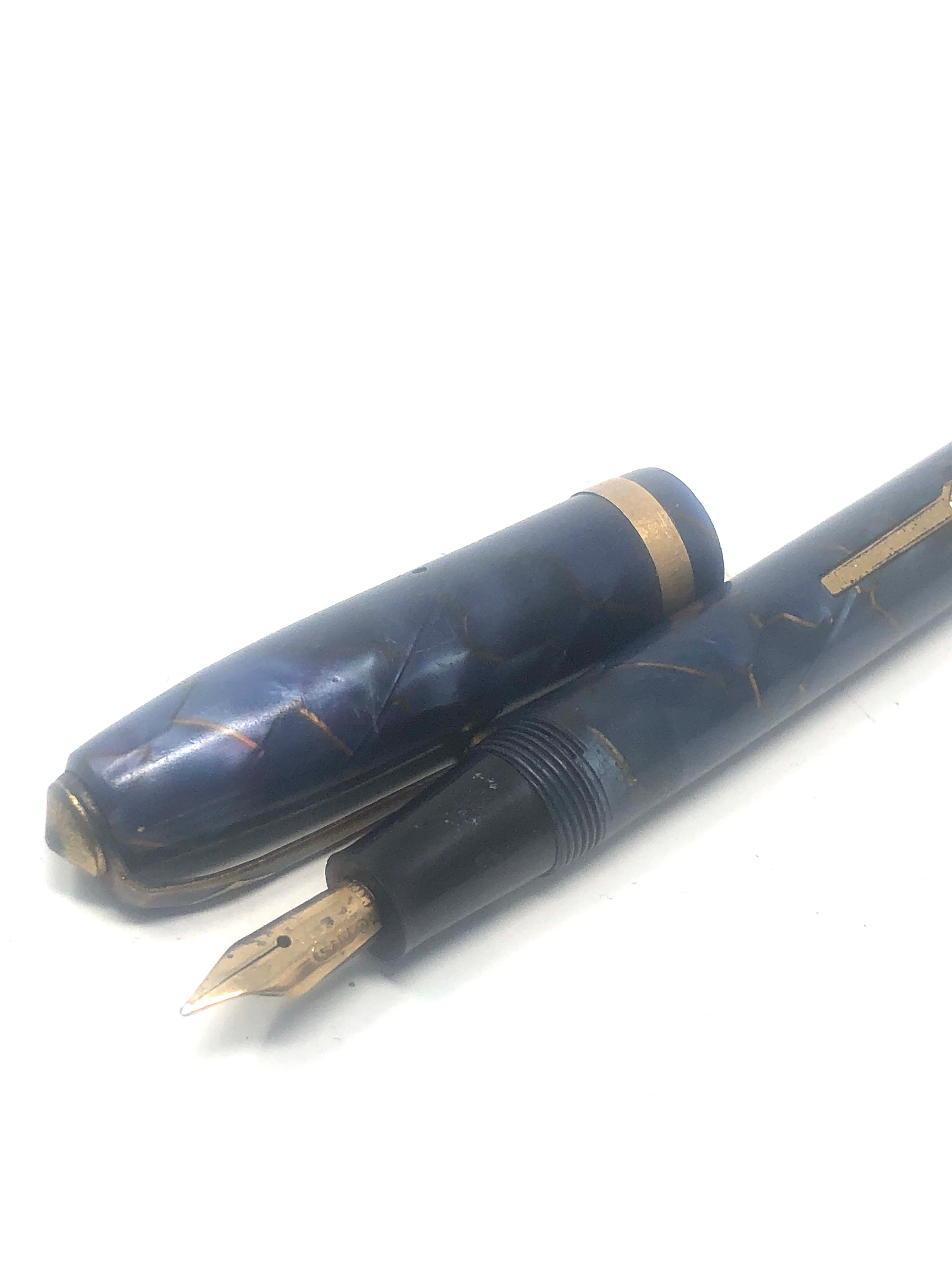 Vintage Conway Stewart 84 Fountain Pen - blue gold vein 14ct Gold nib - Image 3 of 3