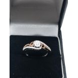 9ct white & rose gold diamond ring weight 2.2g