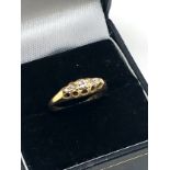18ct gold antique old cut diamond five stone gypsy setting ring (2.5g)
