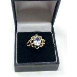 9ct gold gemstone set statement ring weight 4.4g