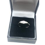 9ct gold & platinum diamond solitaire ring (1.4g)