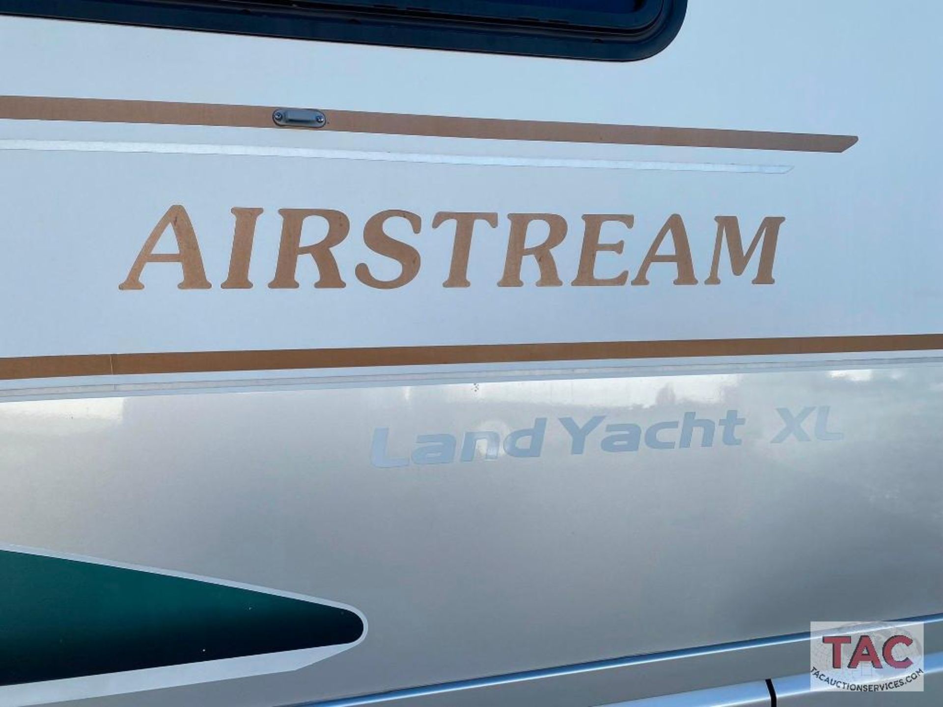 1999 Airstream Land Yacht XL 355 Motor Home - Image 76 of 79
