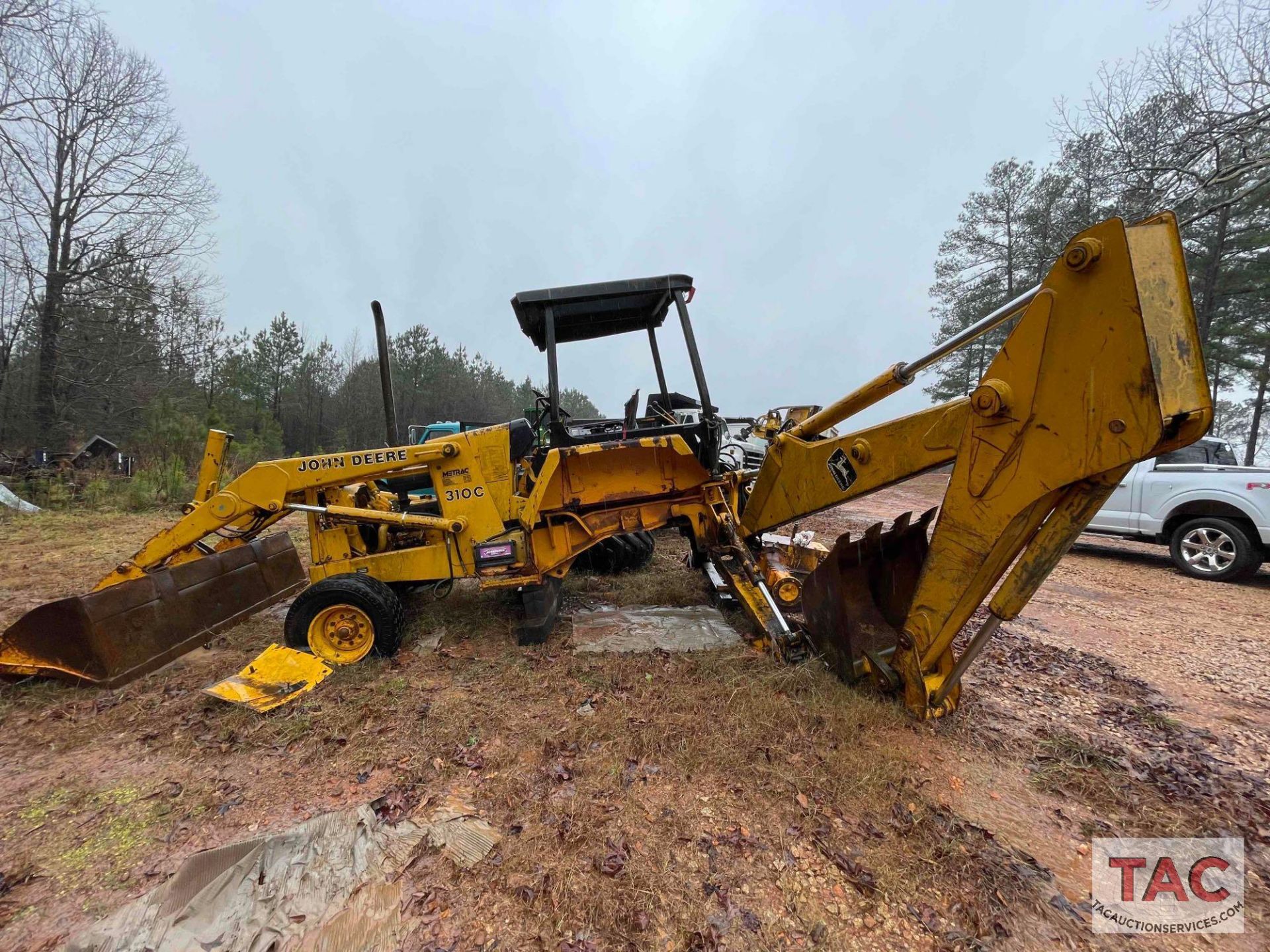 John Deere 310C Backhoe - Image 8 of 33