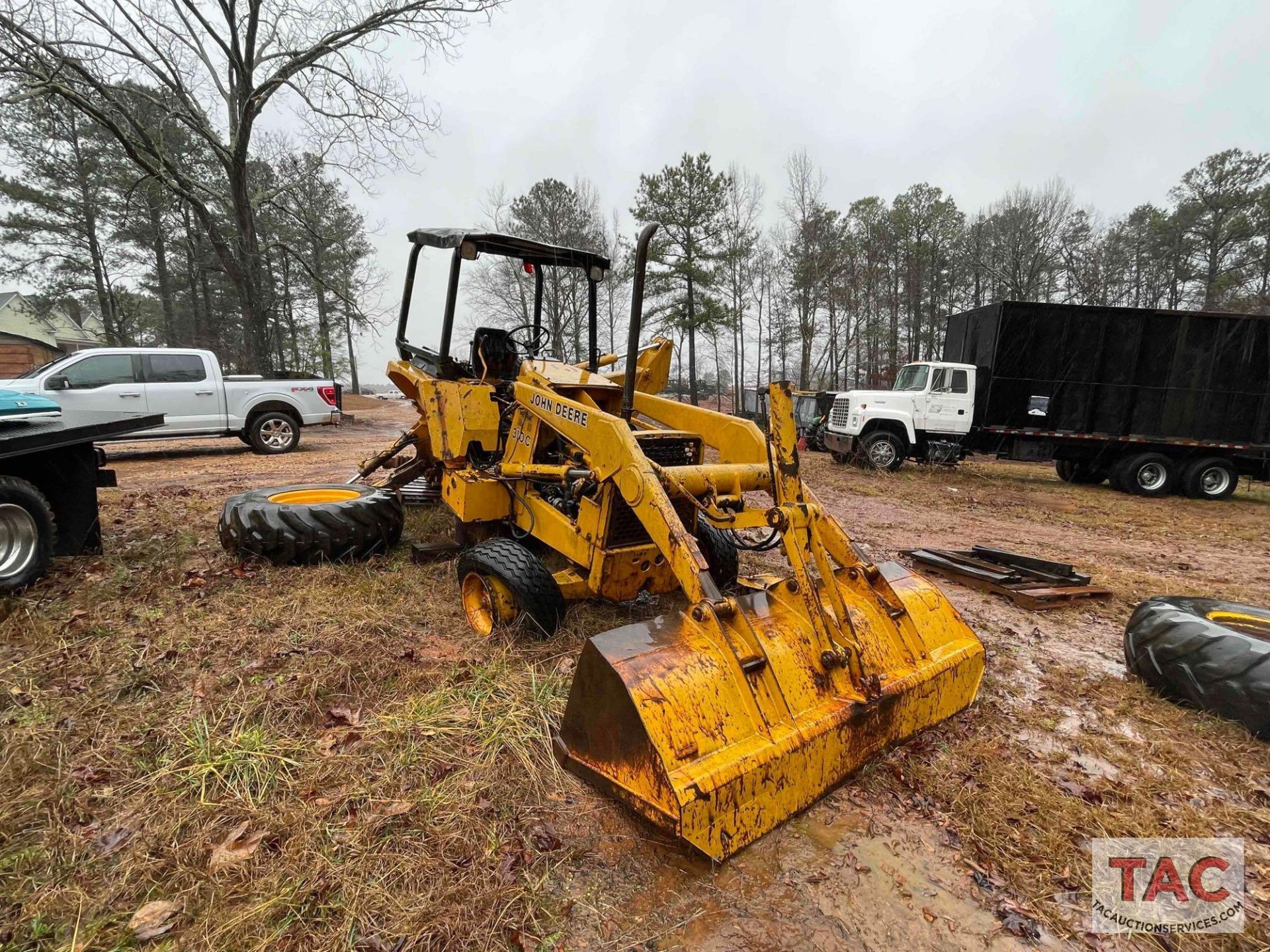 John Deere 310C Backhoe - Image 3 of 33