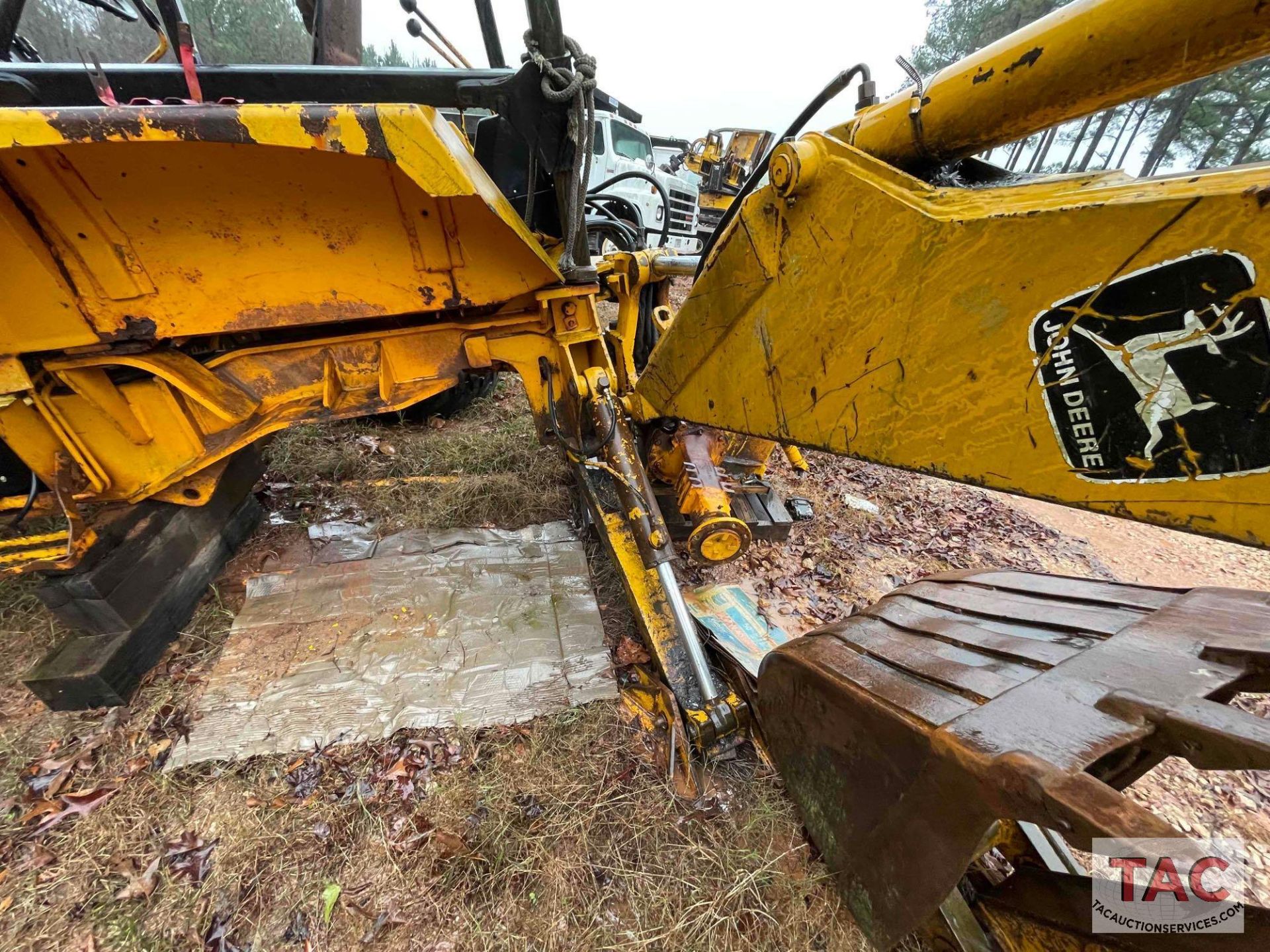 John Deere 310C Backhoe - Image 22 of 33