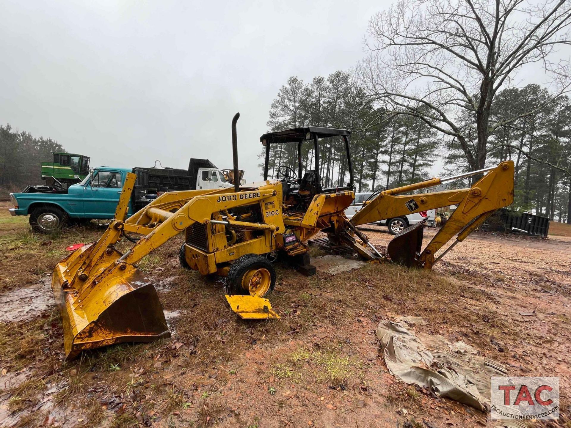 John Deere 310C Backhoe - Image 9 of 33