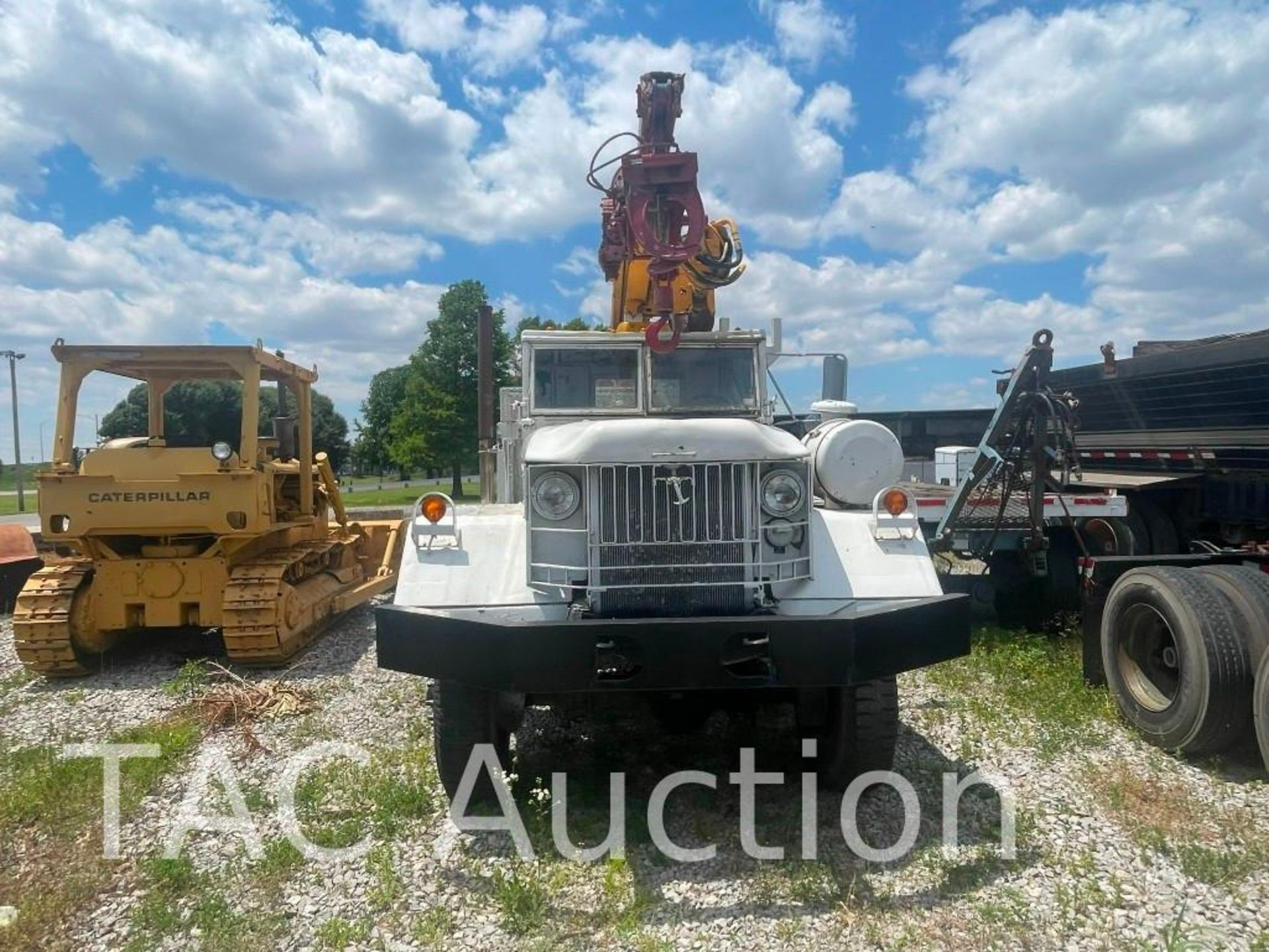 1977 General M818 6X6 36ft Digger Derrick Pole Setter Truck - Image 2 of 35