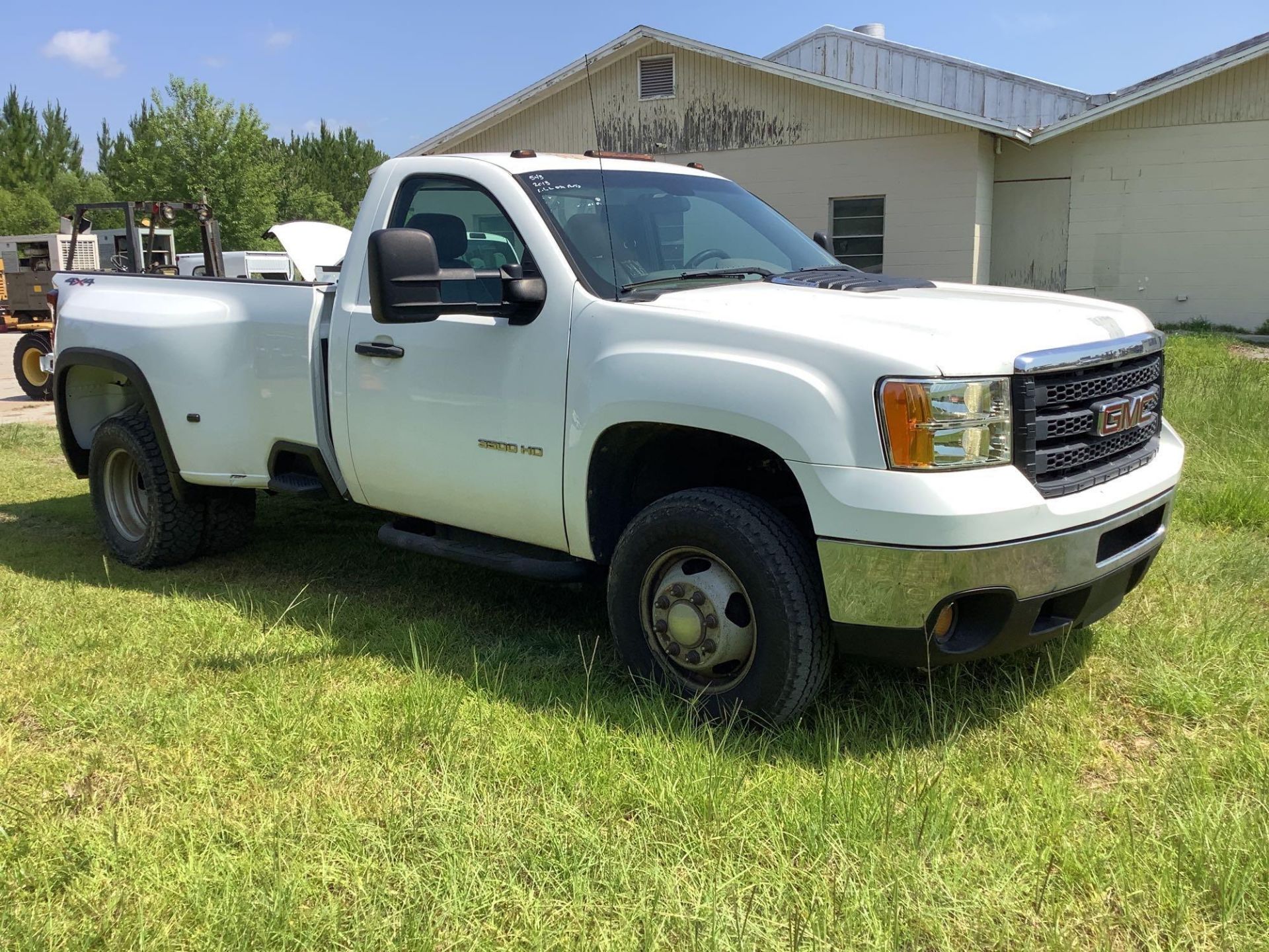 2013 GMC Sierra 3500 HD 4x4 Dually - Image 3 of 37