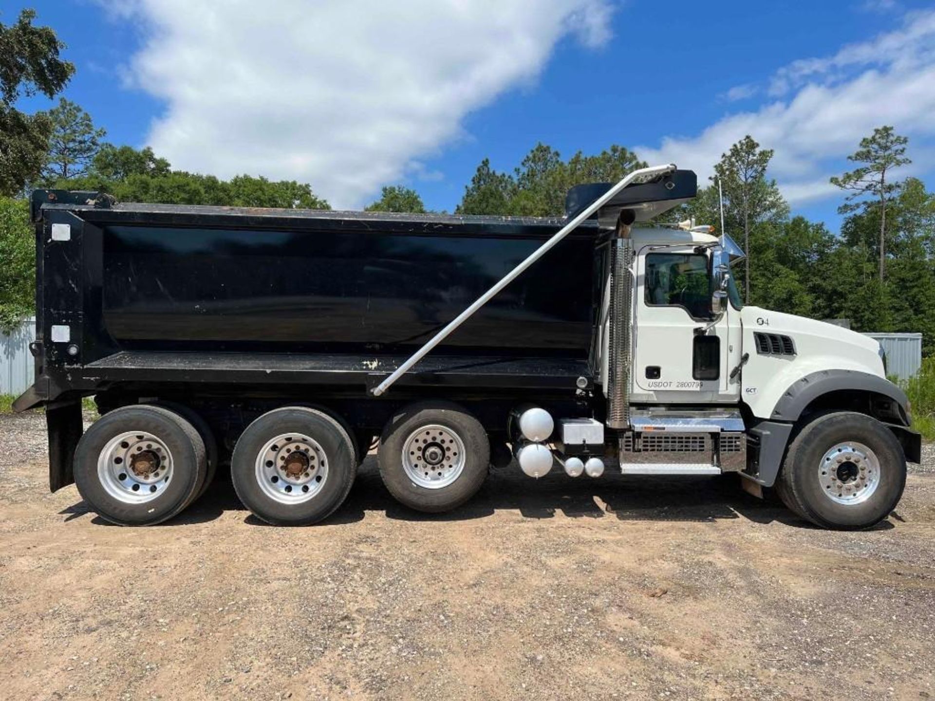 2021 Mack Granite Tri Axle Dump Truck - Image 4 of 37