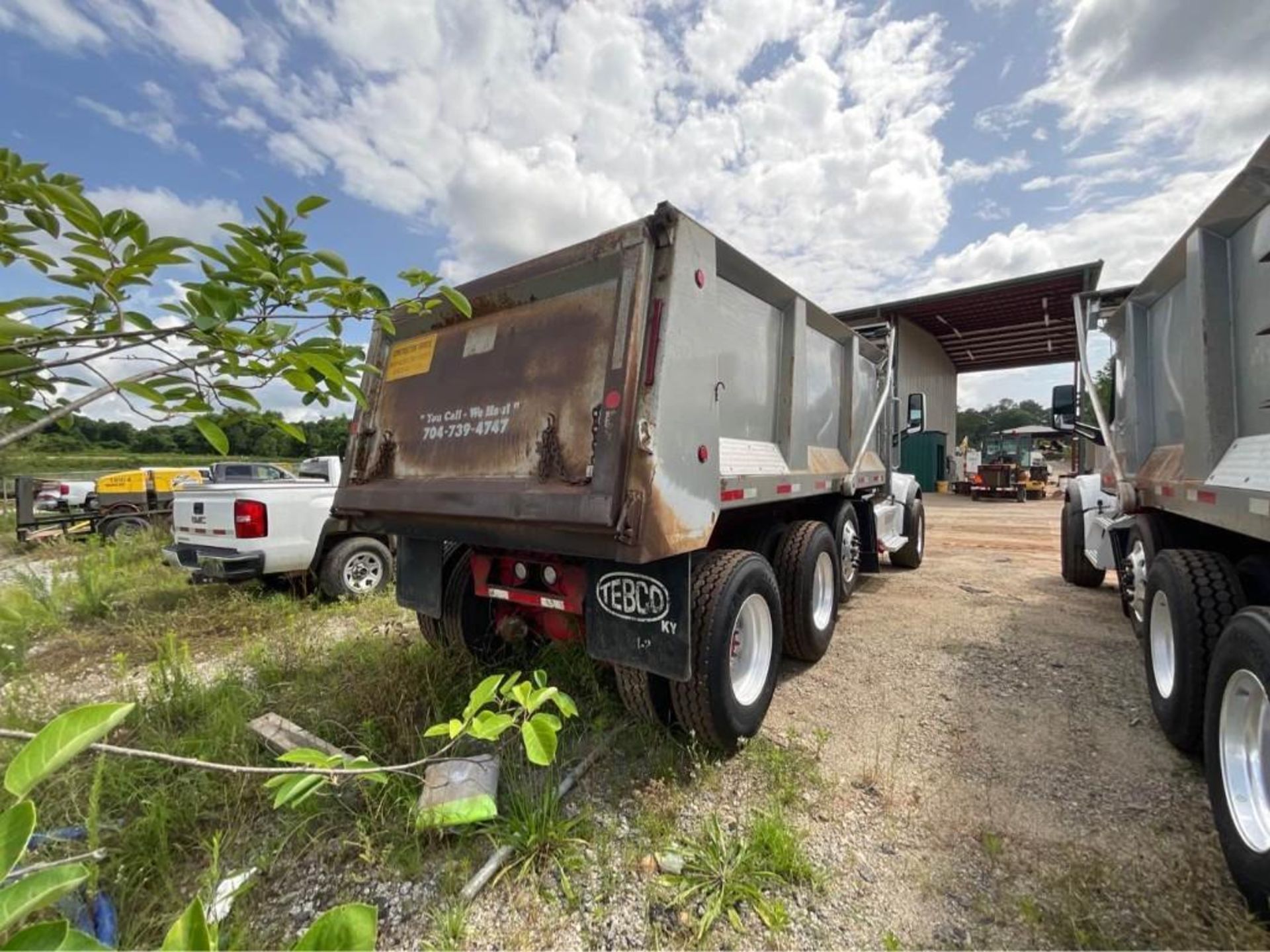 2018 Peterbilt 567 Tri Axle Dump Truck - Image 6 of 49