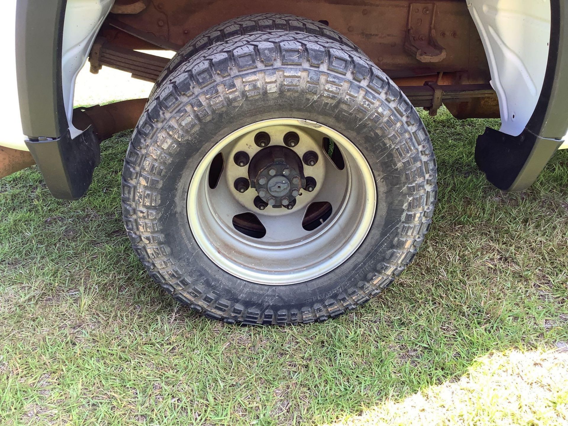 2013 GMC Sierra 3500 HD 4x4 Dually - Image 35 of 37