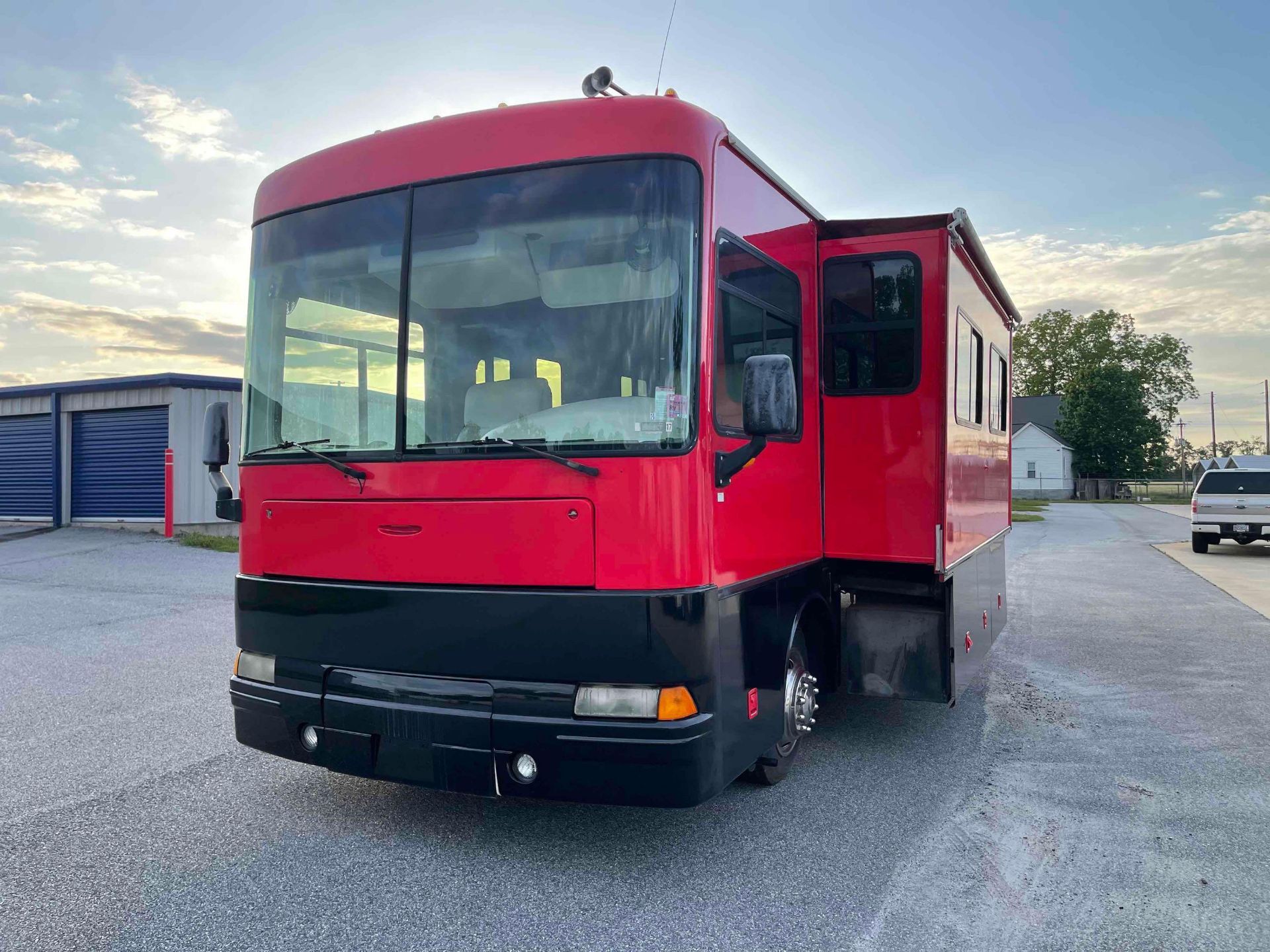 2003 Fleetwood 39Z Bounder 39ft Motorhome