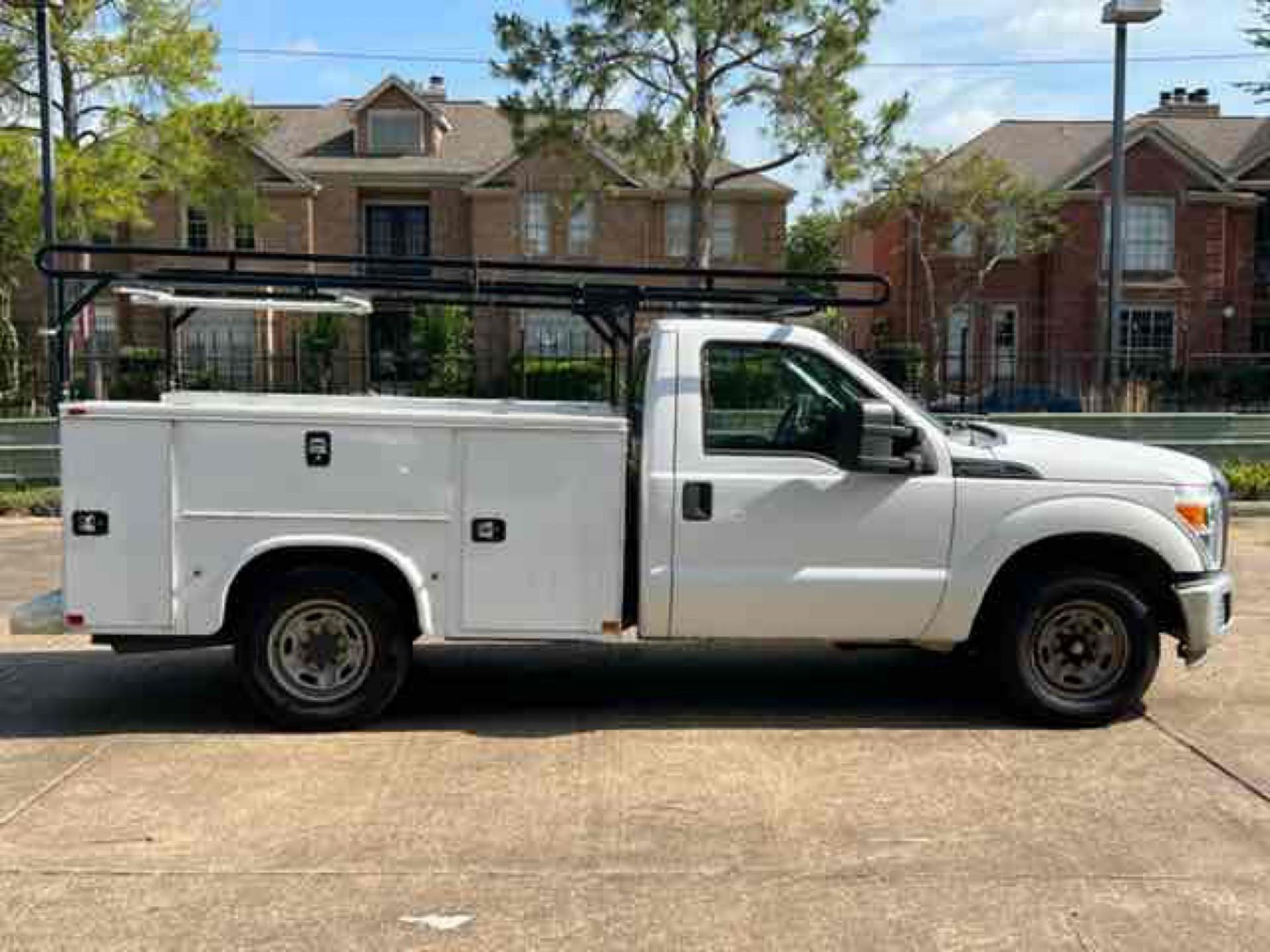 2015 Ford Super Duty F-250 Service Truck - Image 8 of 18