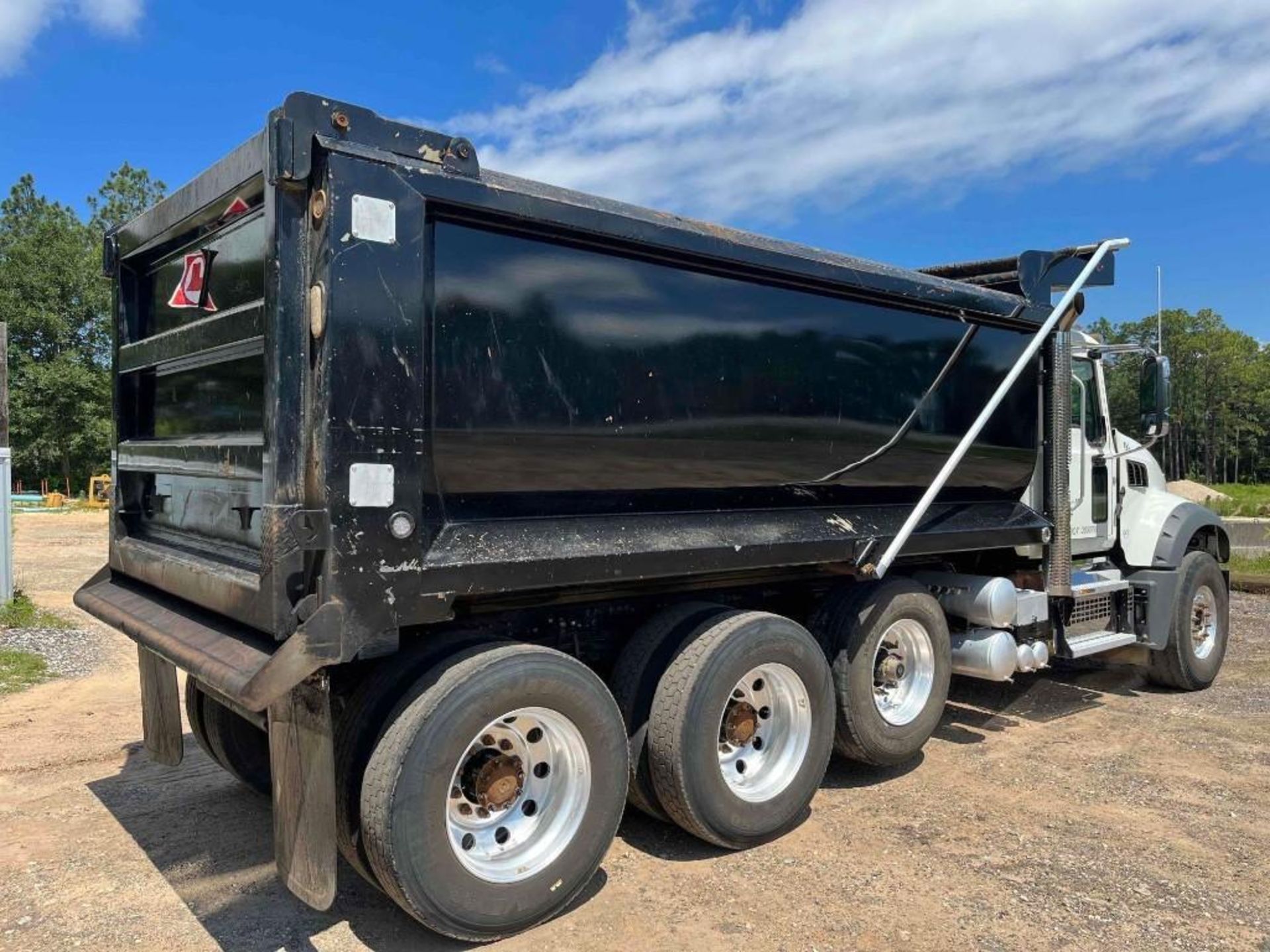 2021 Mack Granite Tri Axle Dump Truck - Image 5 of 37