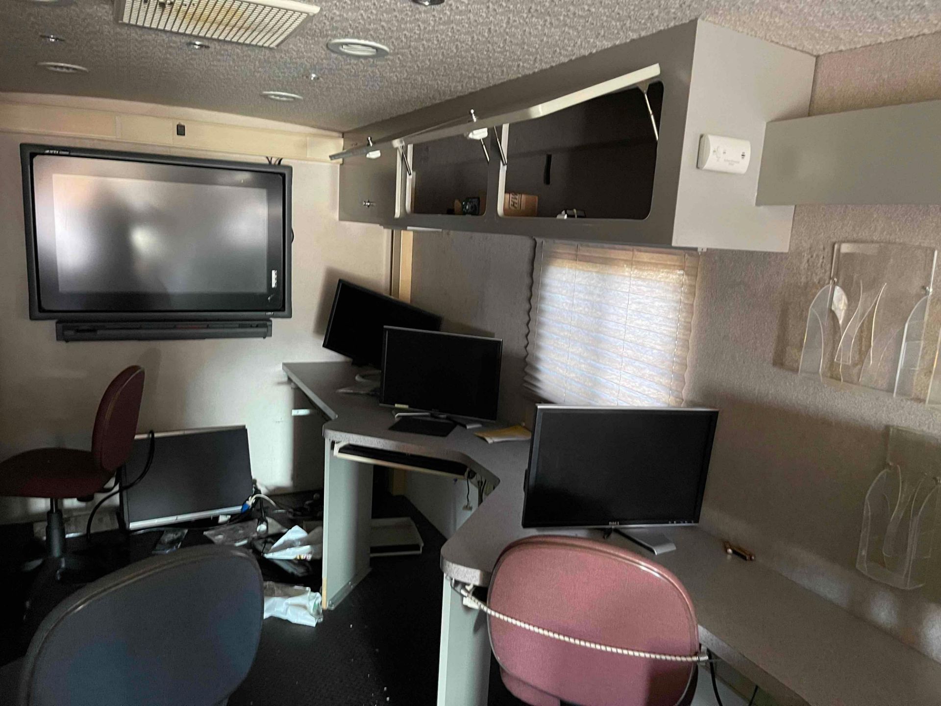 2004 Class 6 Motorhome/Mobile Office - Image 33 of 62