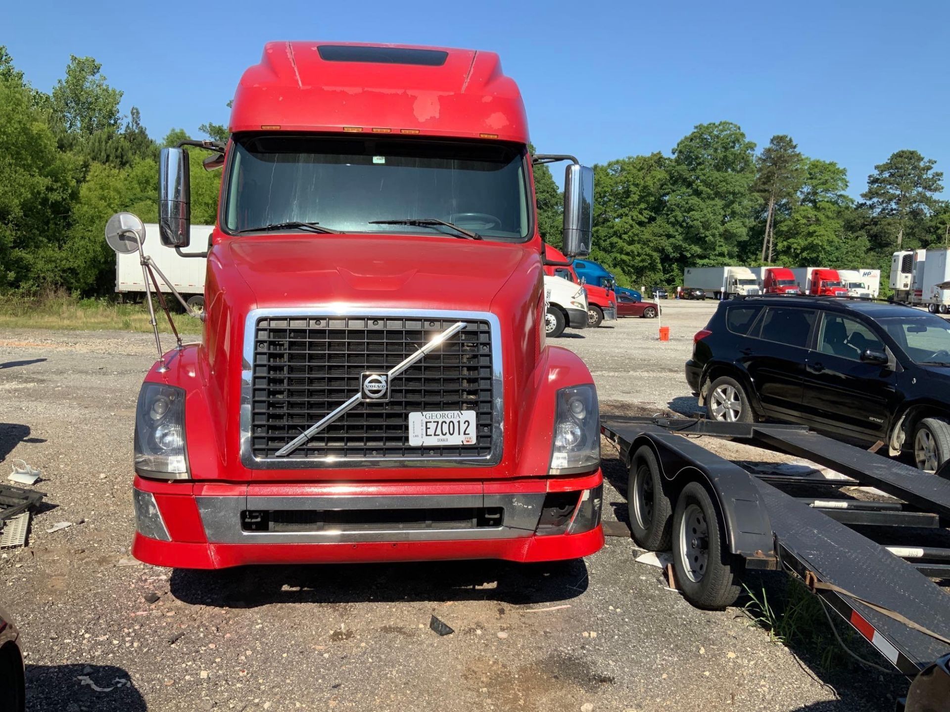 2007 Volvo VNL Sleeper - Image 2 of 69