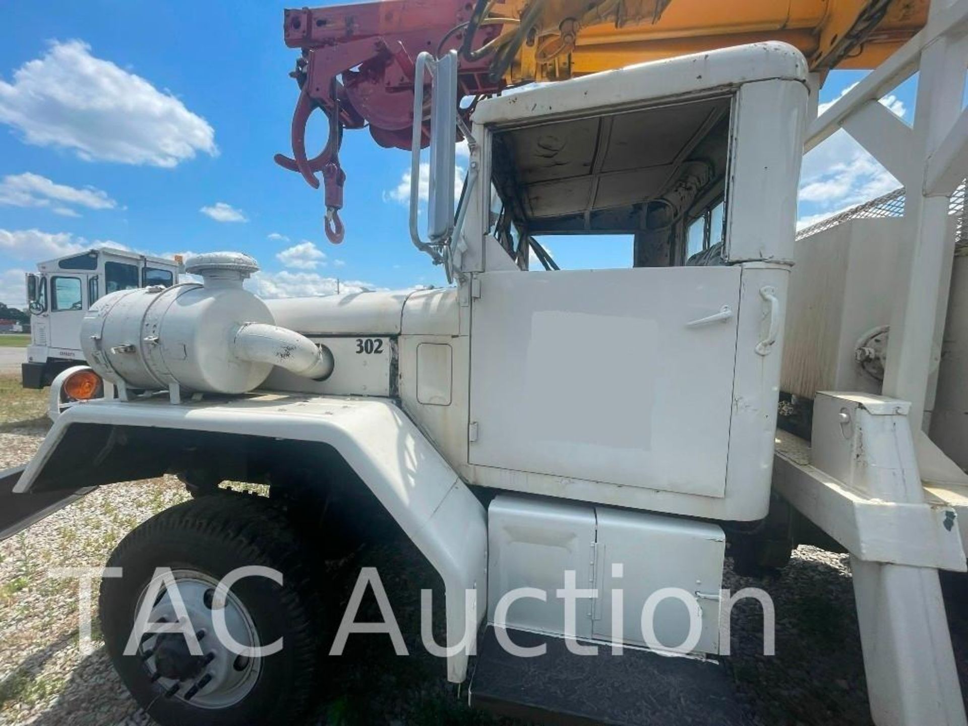 1977 General M818 6X6 36ft Digger Derrick Pole Setter Truck - Image 14 of 35