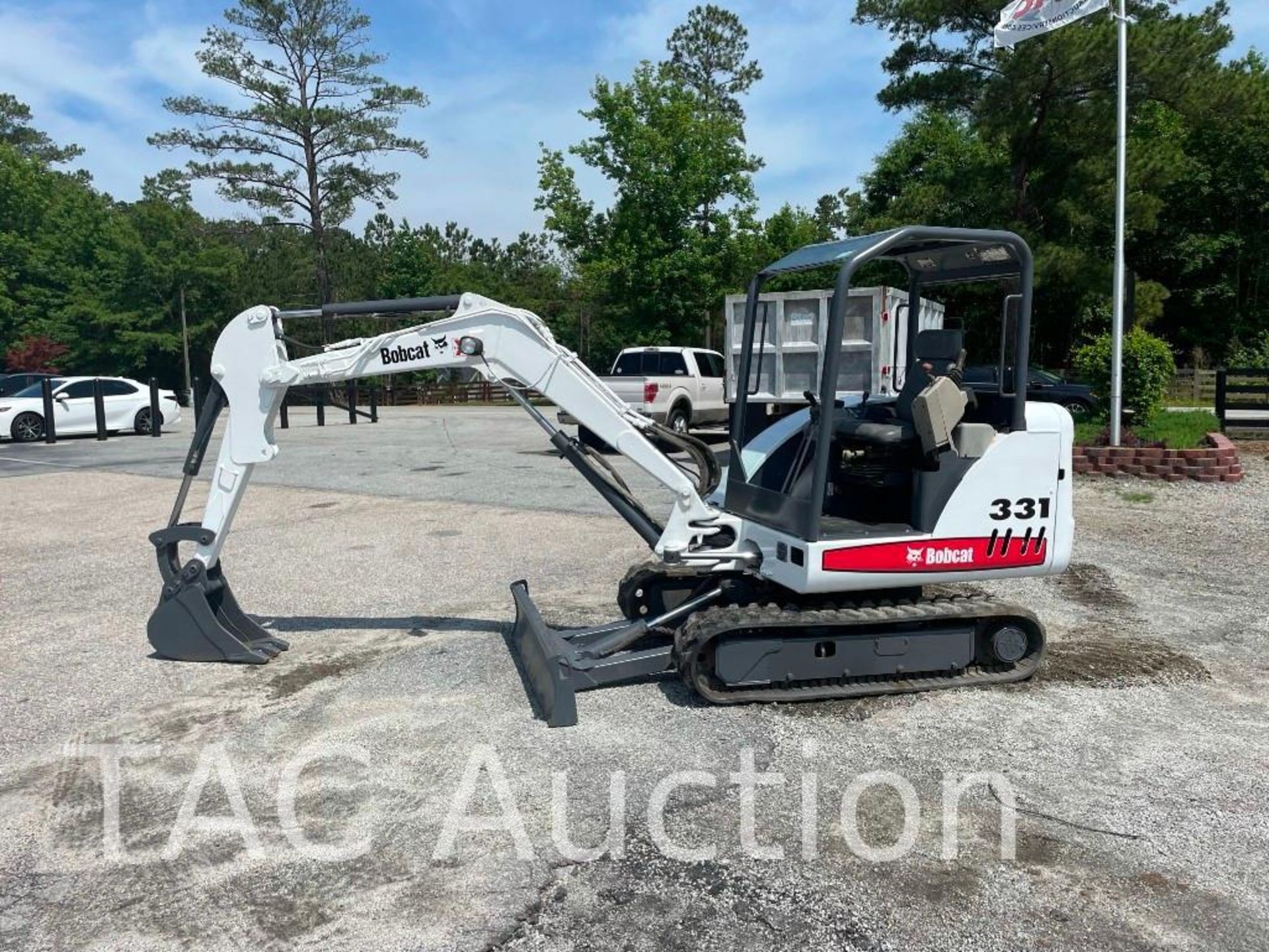 2005 Bobcat 331 Mini Excavator - Image 2 of 29