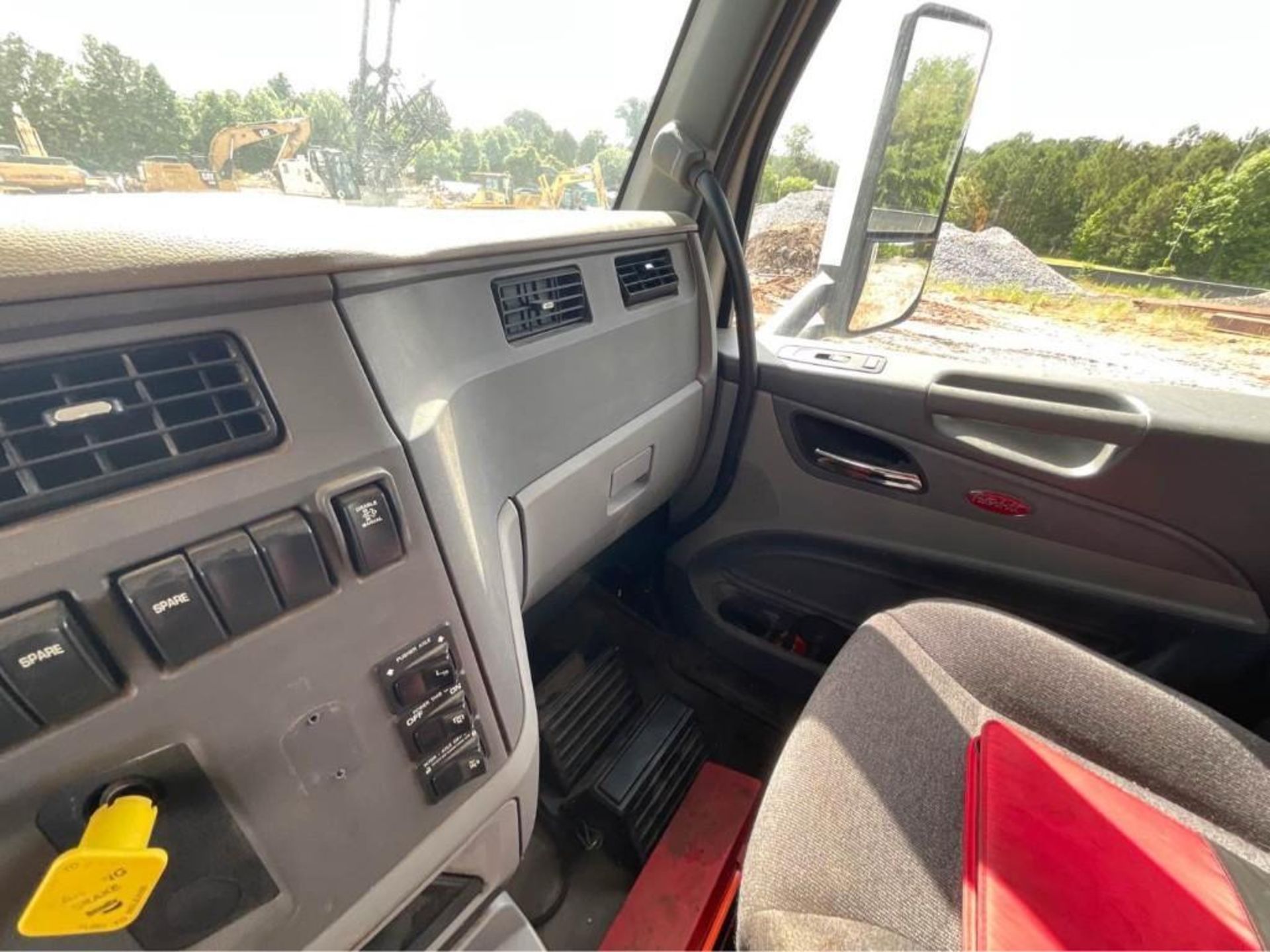 2018 Peterbilt 567 Tri Axle Dump Truck - Image 19 of 48
