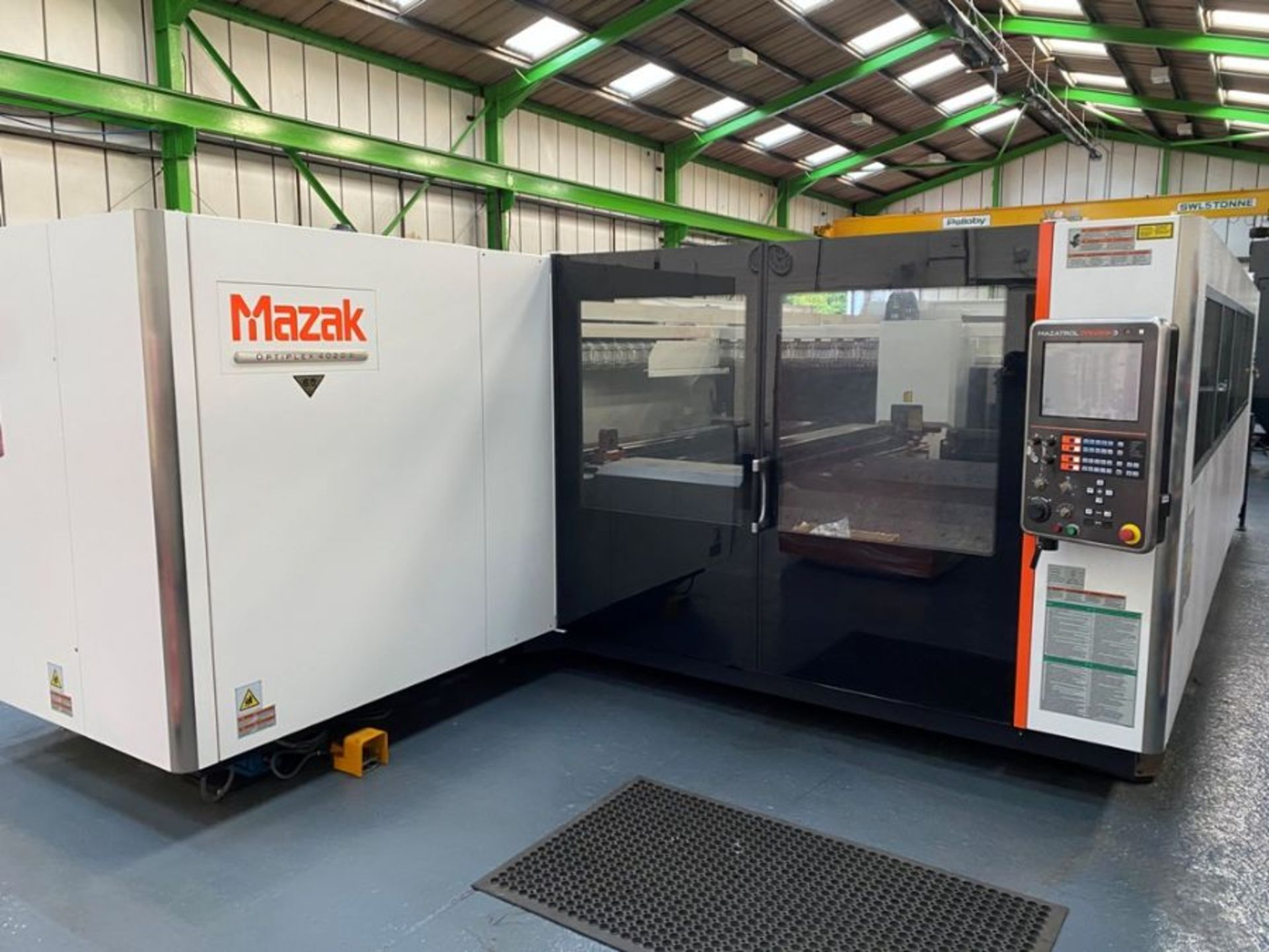 Mazak OptiPlex 4020 II 6kW CNC Laser Cutter (2015) (NOTE: located in Gloucestershire)