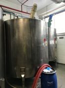 4,000 litre stainless steel mixing vessel